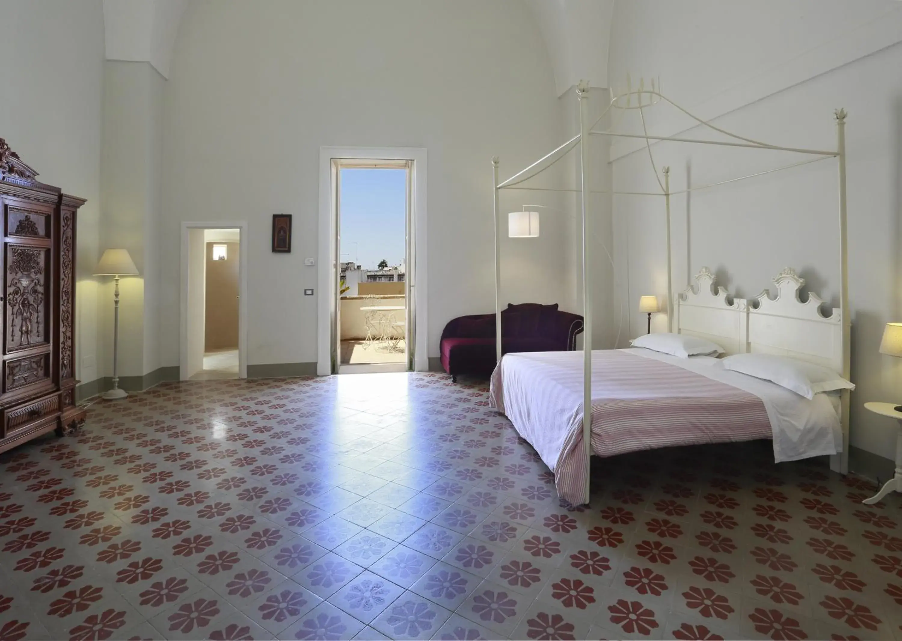 Deluxe Room with Balcony in Relais Monastero Santa Teresa - Albergo Diffuso Deluxe Room with Balcony in Relais Monastero Santa Teresa - Albergo Diffuso