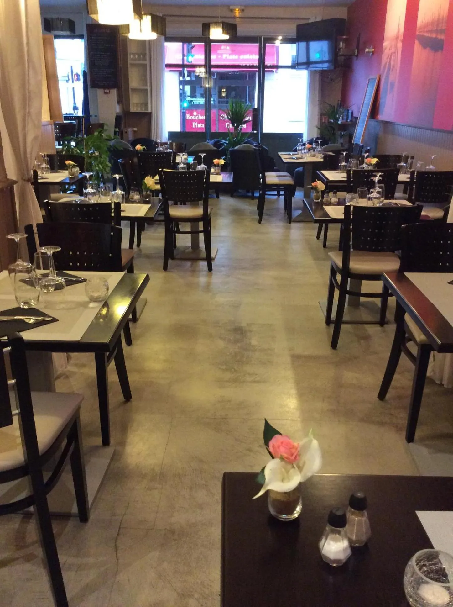 Restaurant/places to eat in Hôtel Familial L'Ostréi