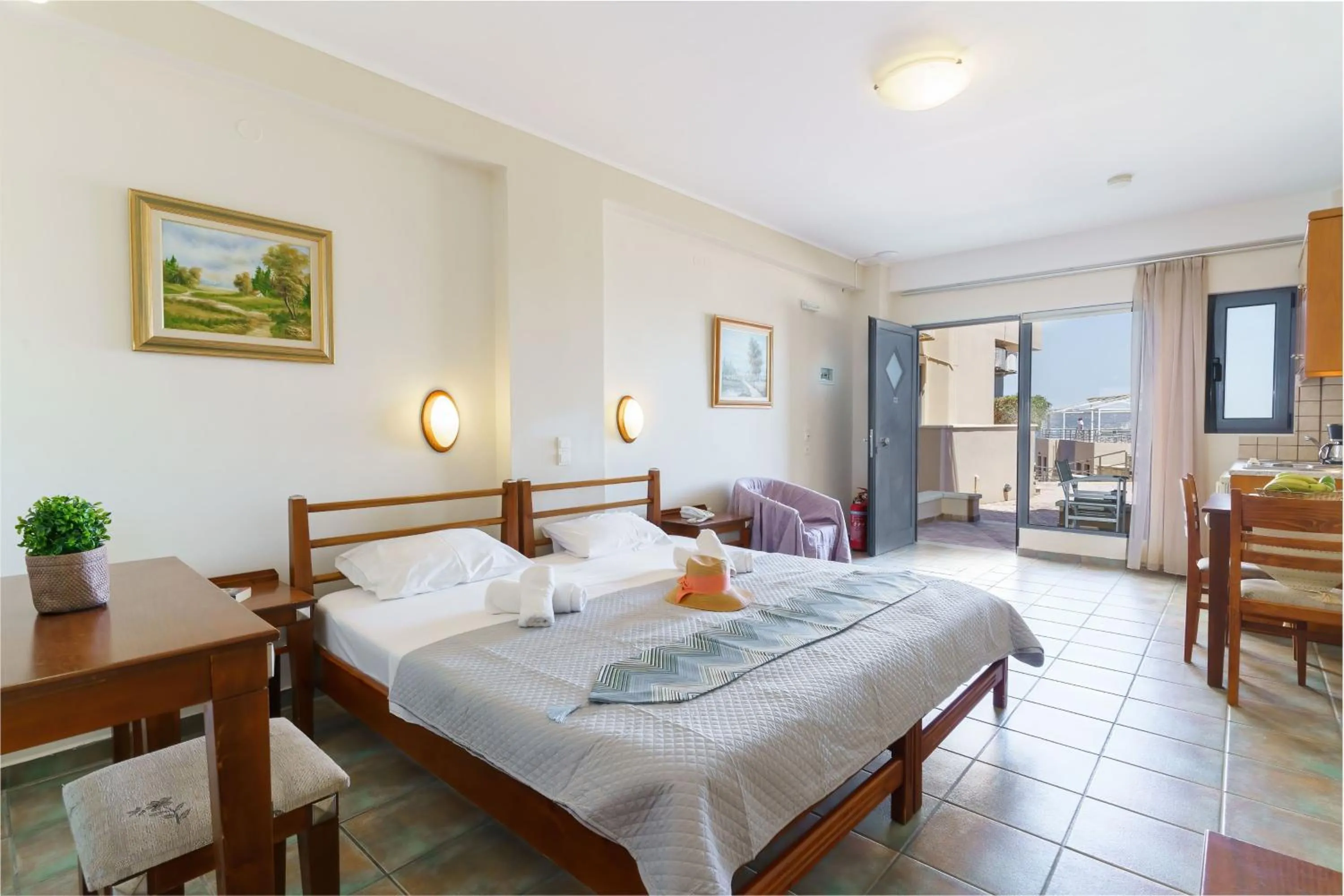 Photo of the whole room in Sunrise Suites & Apartments