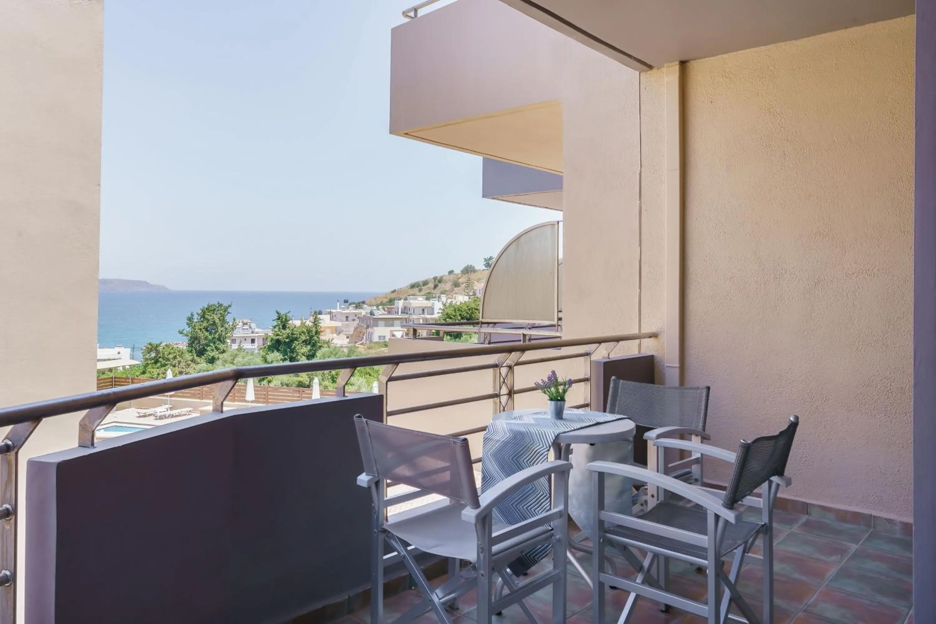 Balcony/Terrace in Sunrise Suites & Apartments