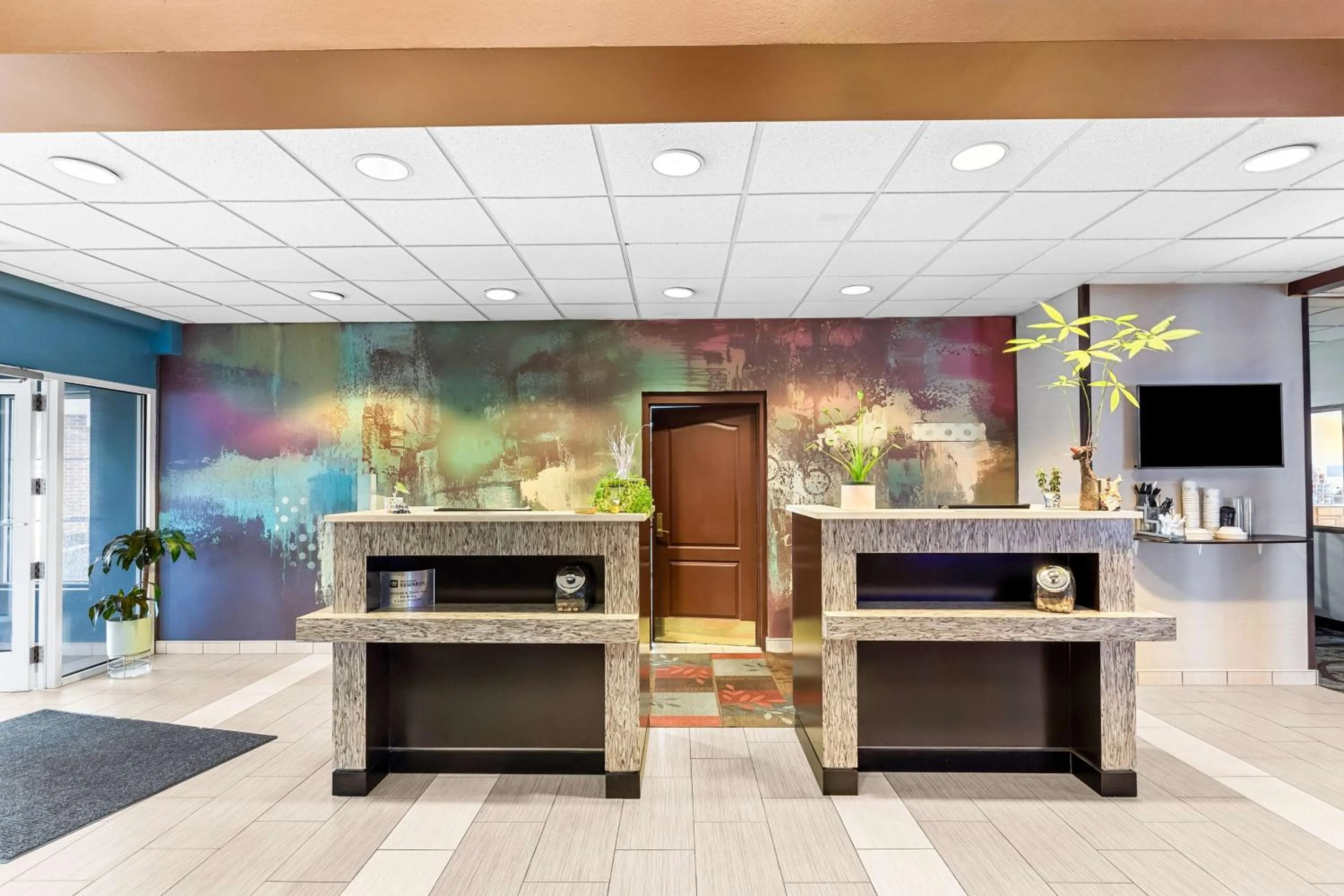 Lobby or reception in Best Western Holiday Manor