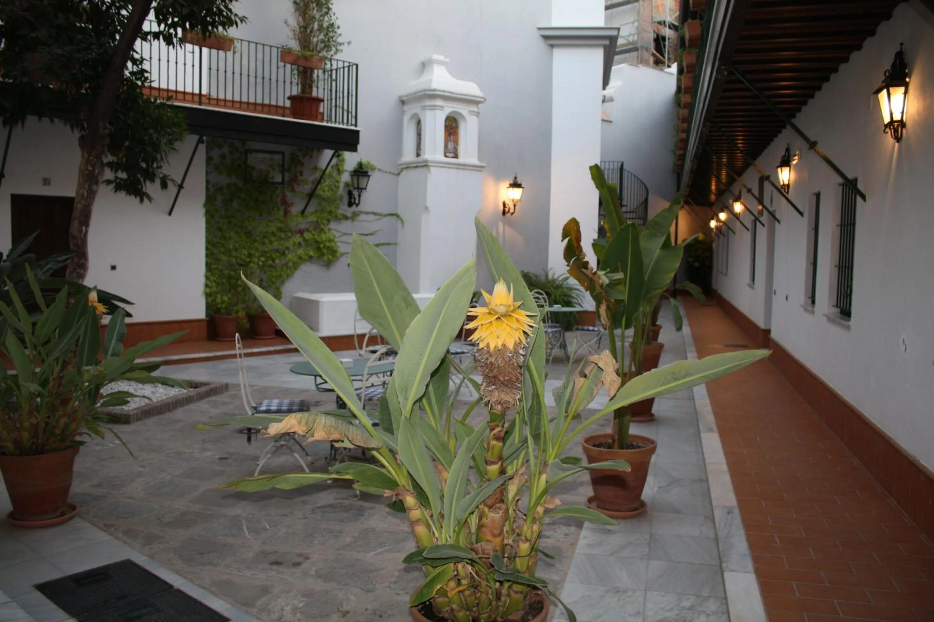 Facade/entrance in Singular Corral de San José