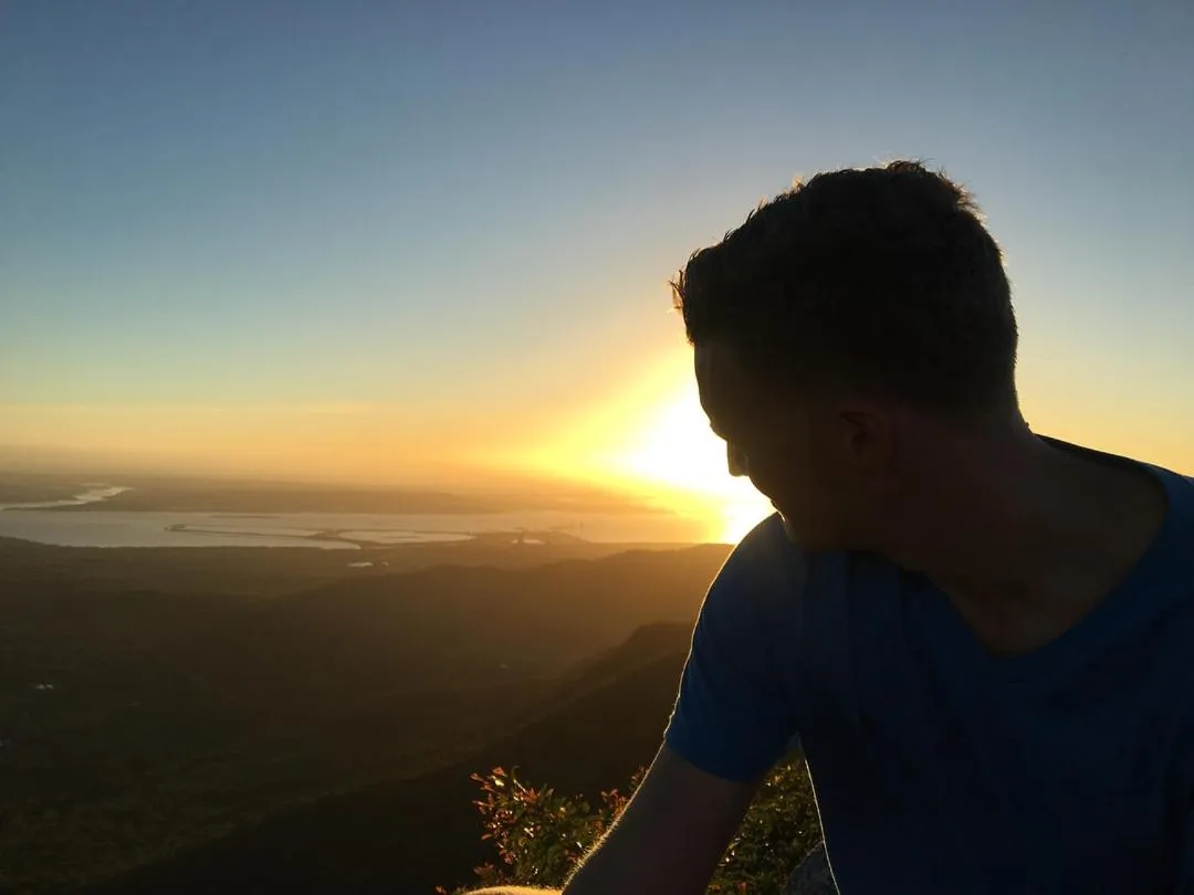 Hiking in Gladstone Backpackers