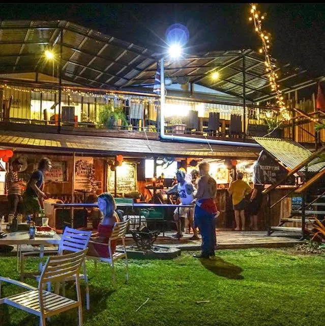 Property building in Gladstone Backpackers