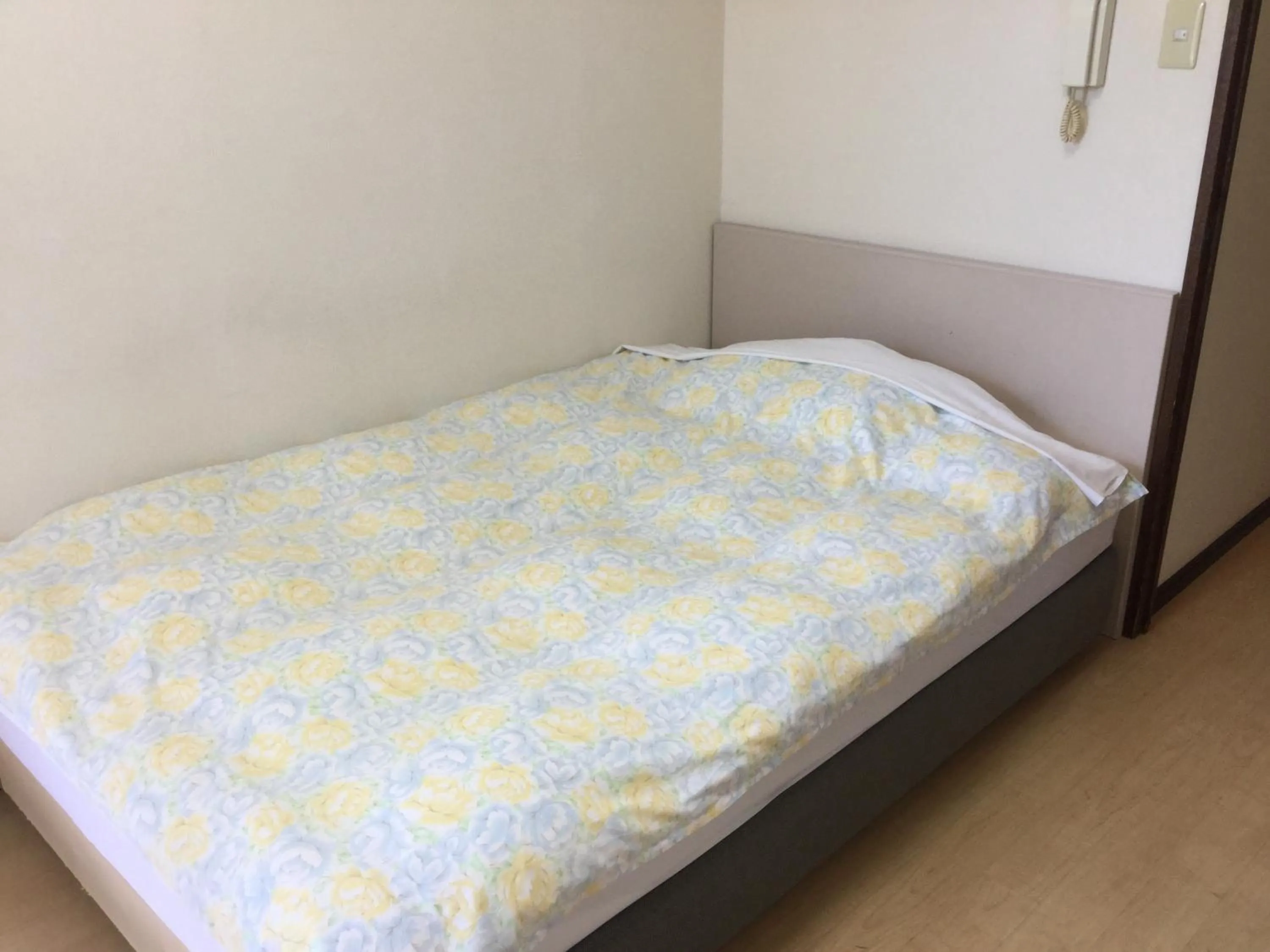 Bed in Business Inn Grandeur Fuchu