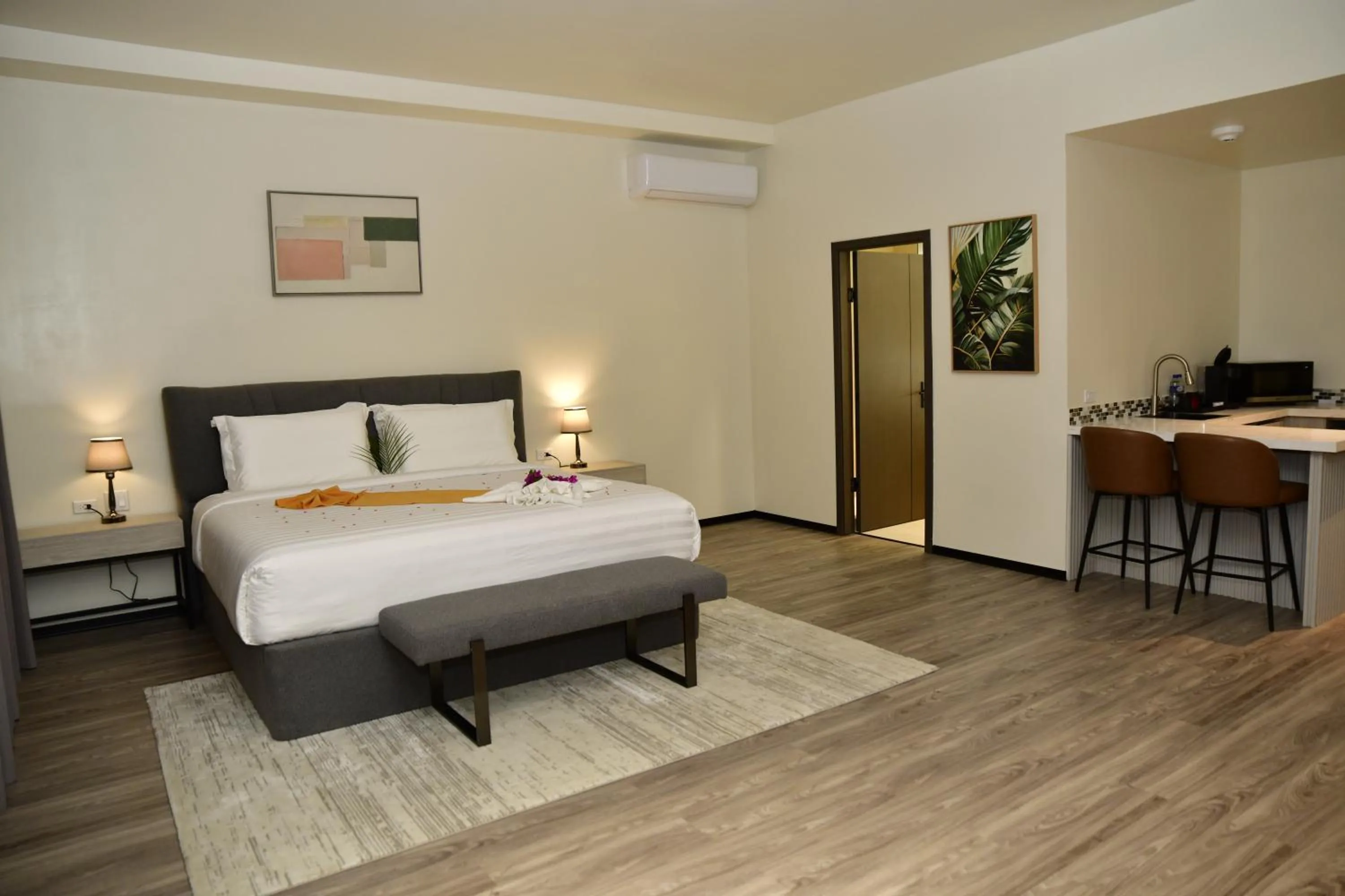 Bedroom, Bed in Grand Resort & Residences