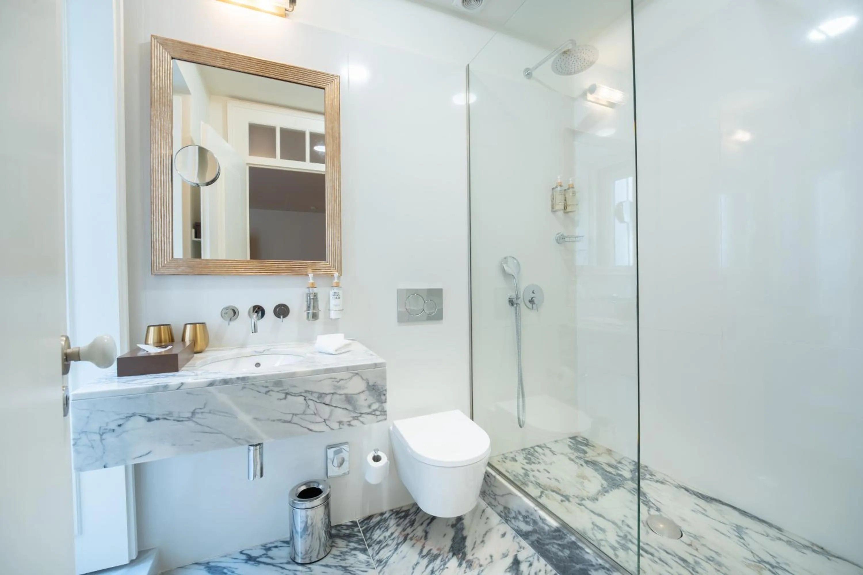 Bathroom in Once Upon Lisboa