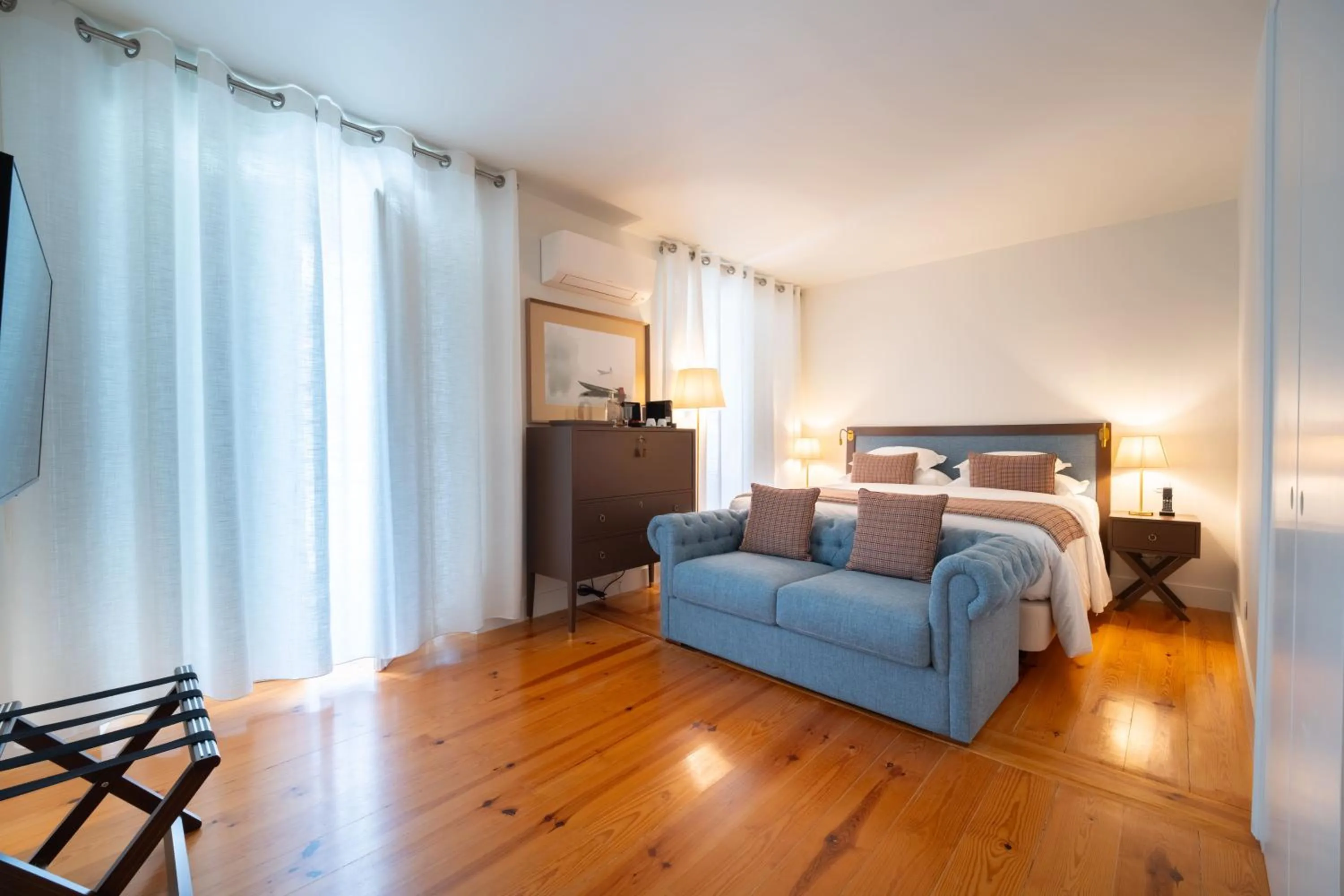 Bed in Once Upon Lisboa