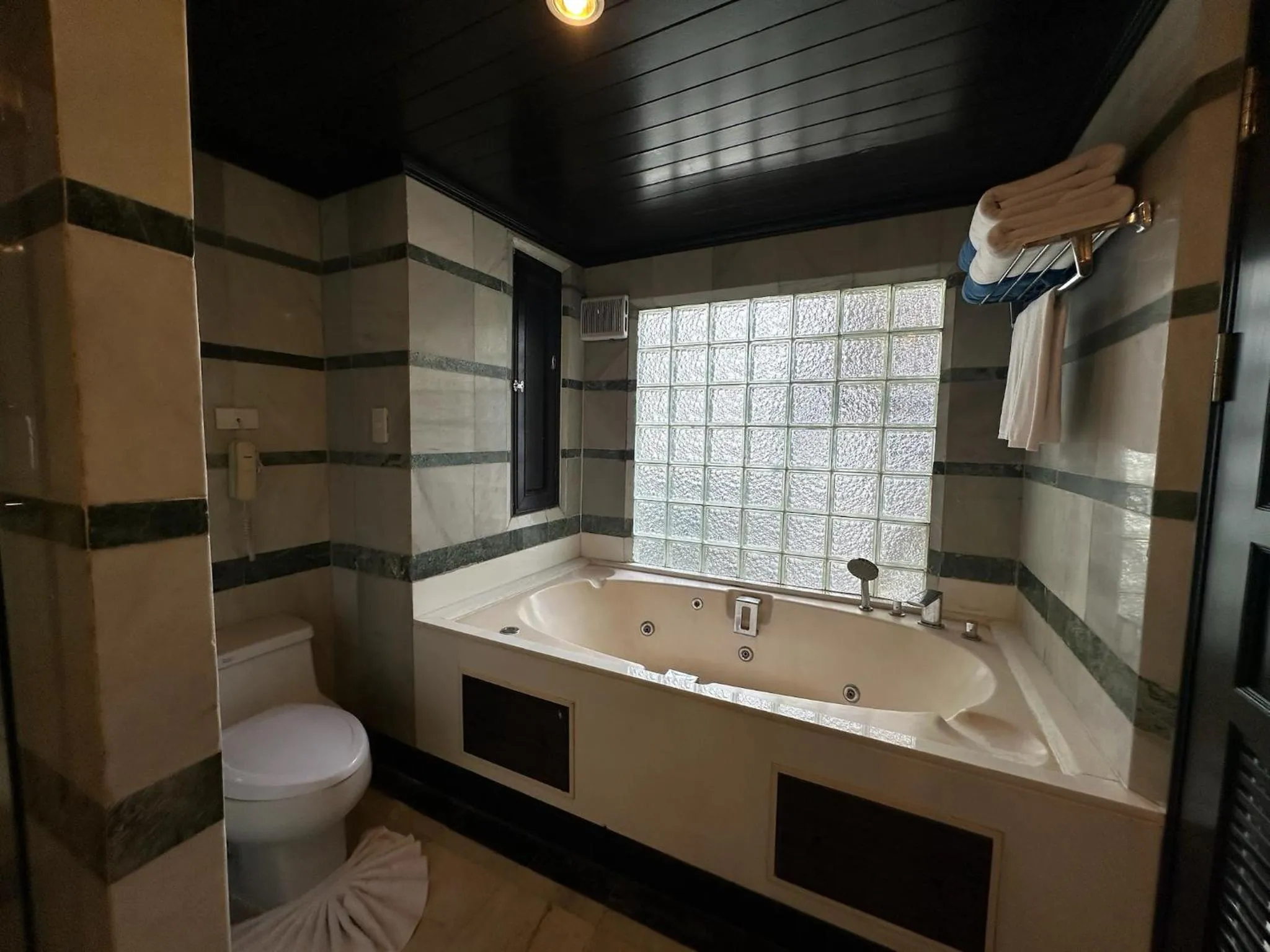 The Taksim Royal Beach Hotel