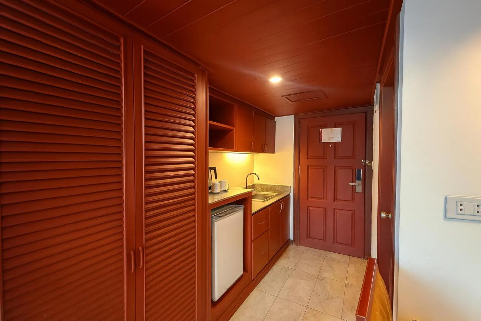 The Taksim Royal Beach Hotel