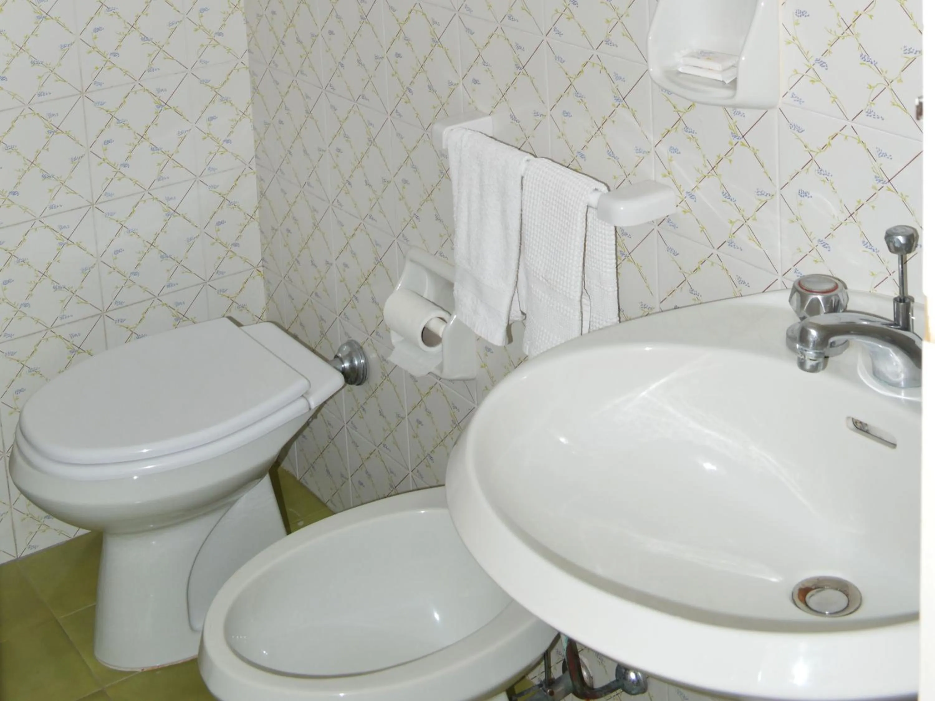 Toilet in Hotel Polito