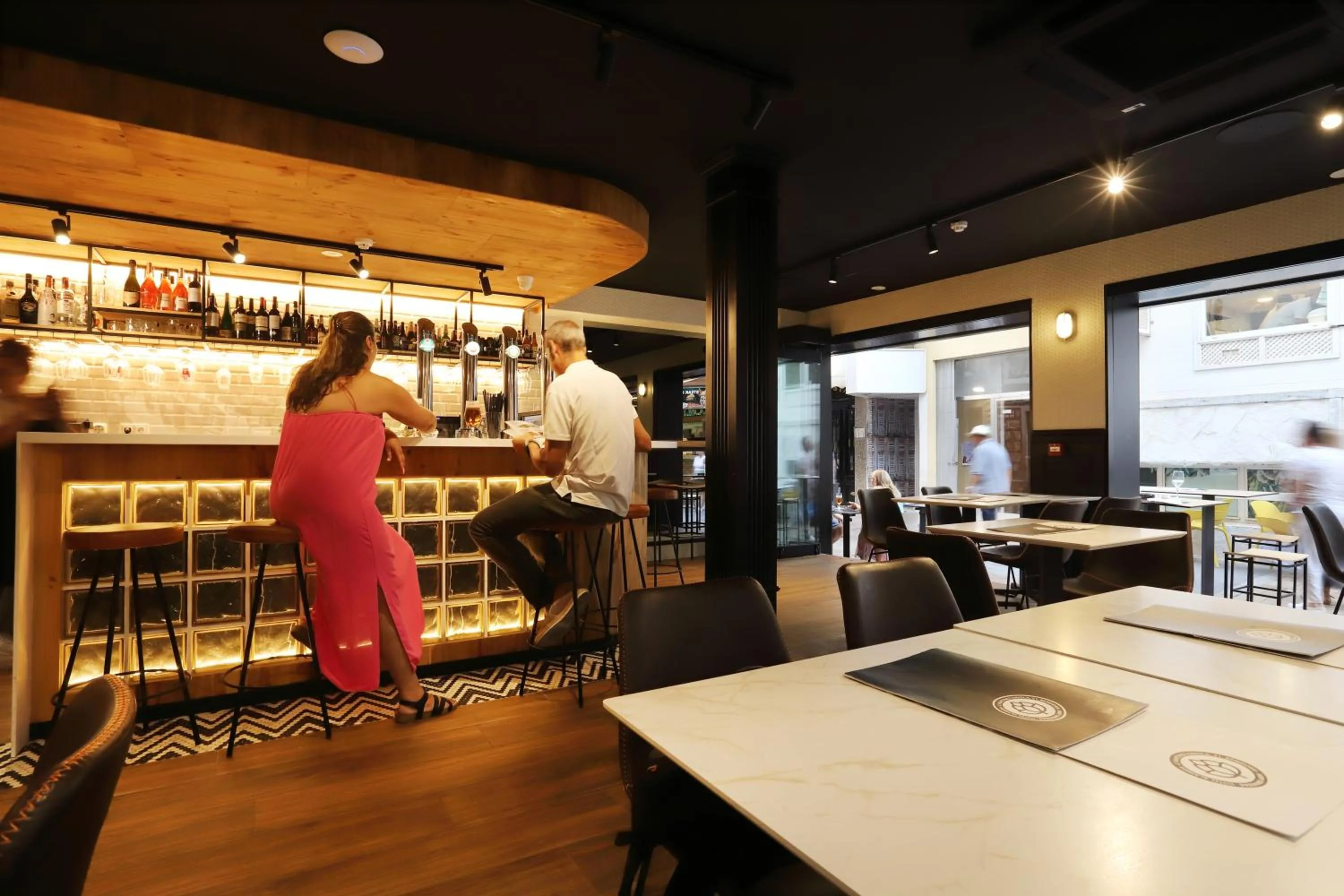 Property building in Hotel Alameda