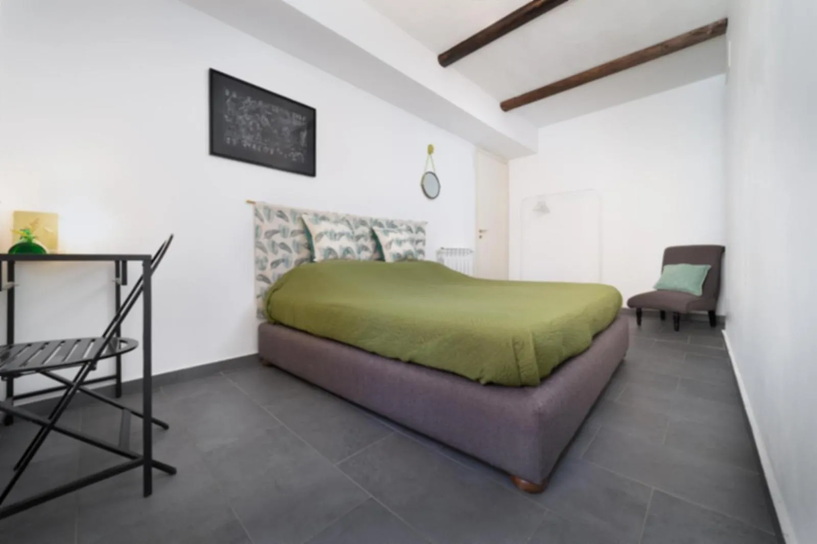 Bed in MojoCoHouse