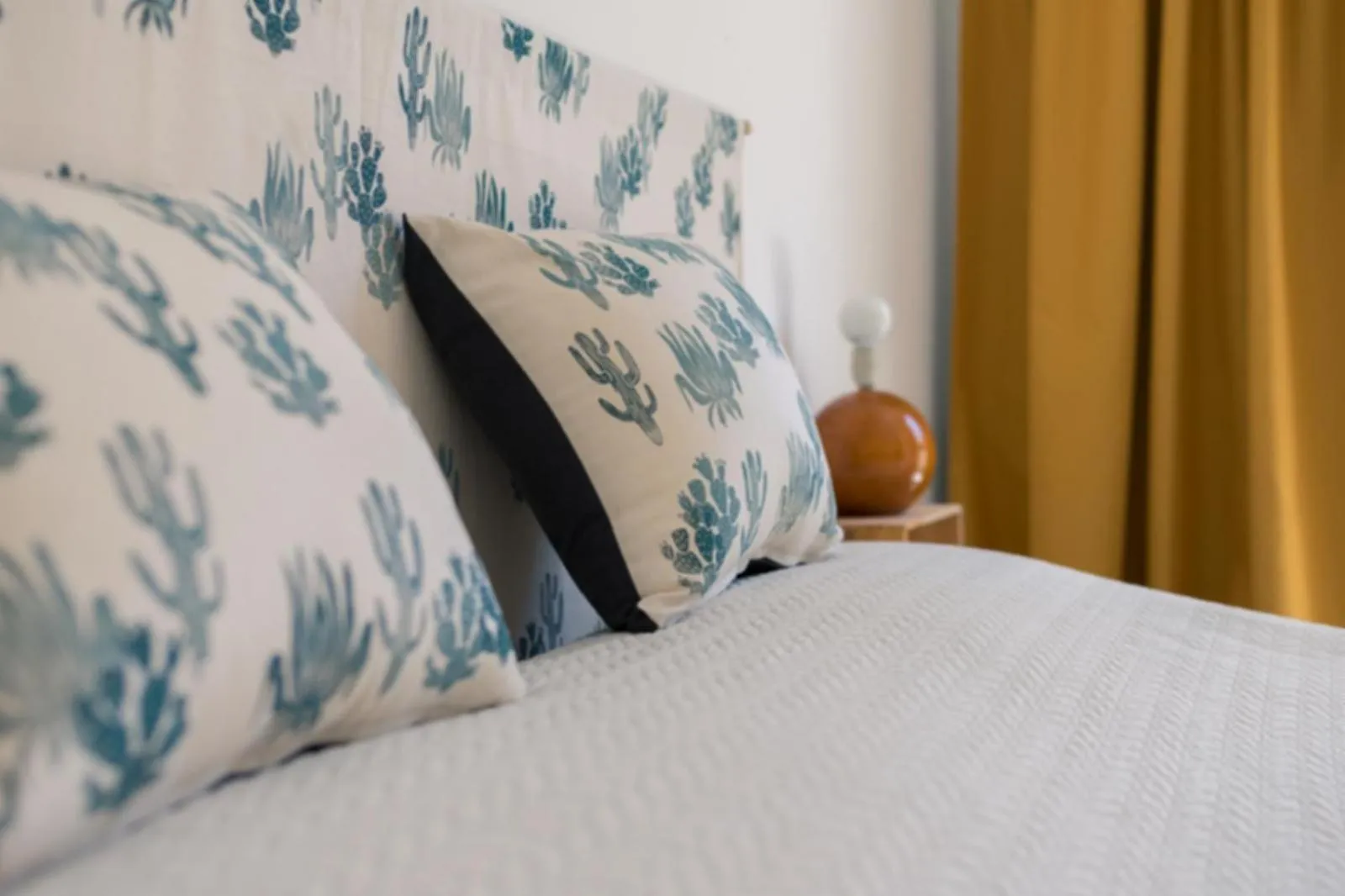 Bed in MojoCoHouse