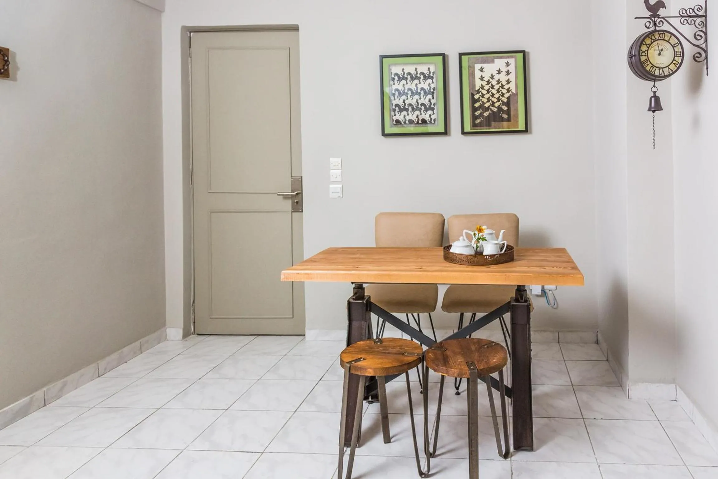 Dining area in Aris Athens Suites