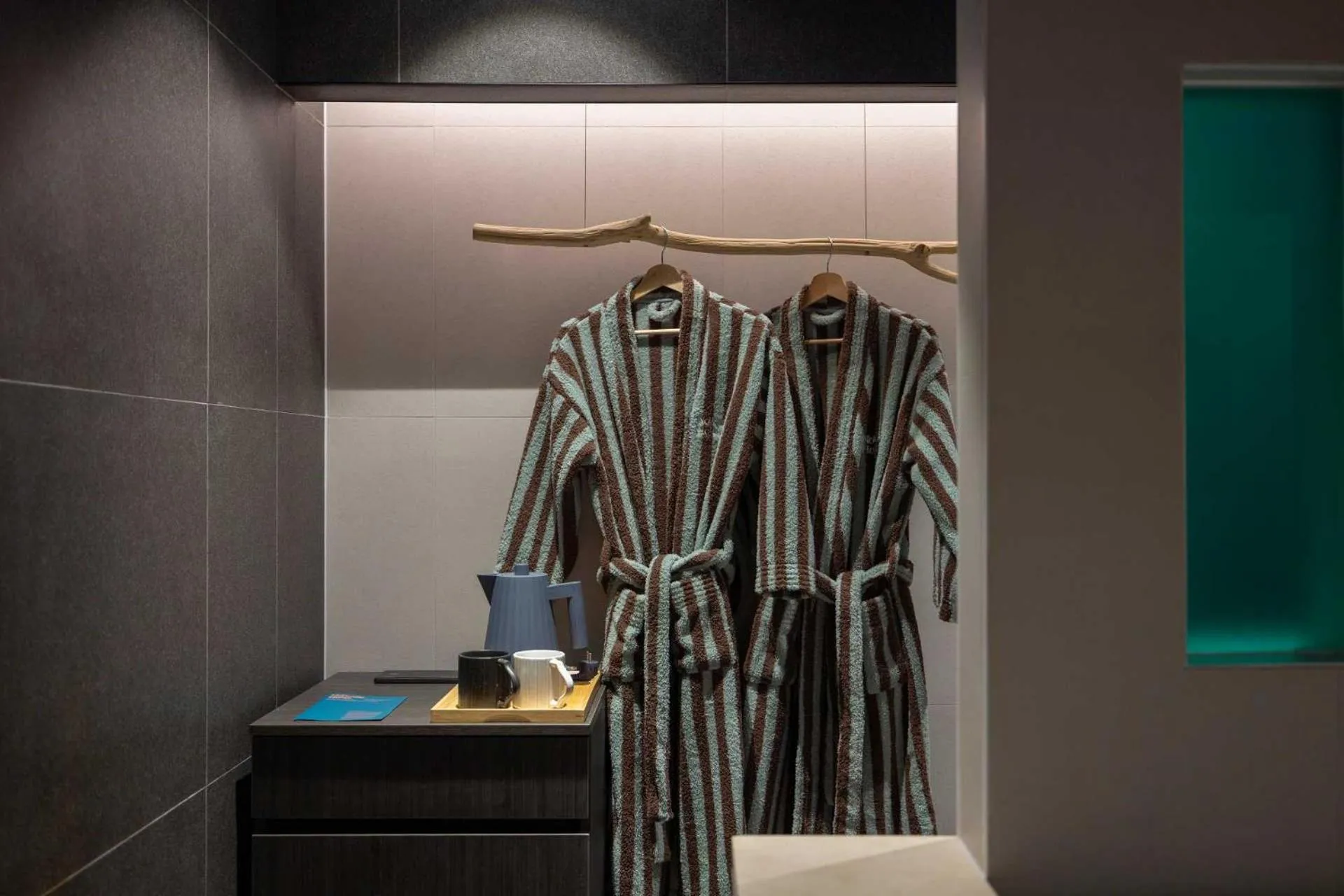 wardrobe in Nouvelle Hotel and Spa Jongno by Aank