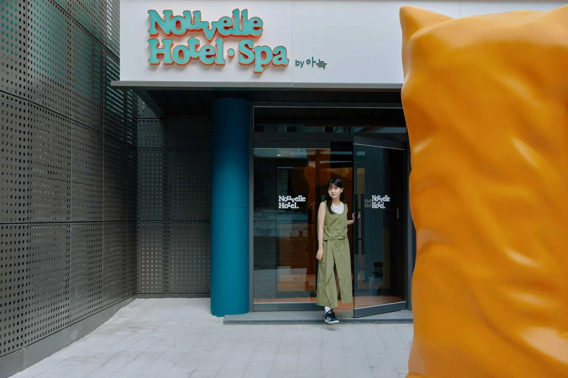 Facade/entrance in Nouvelle Hotel and Spa Jongno by Aank