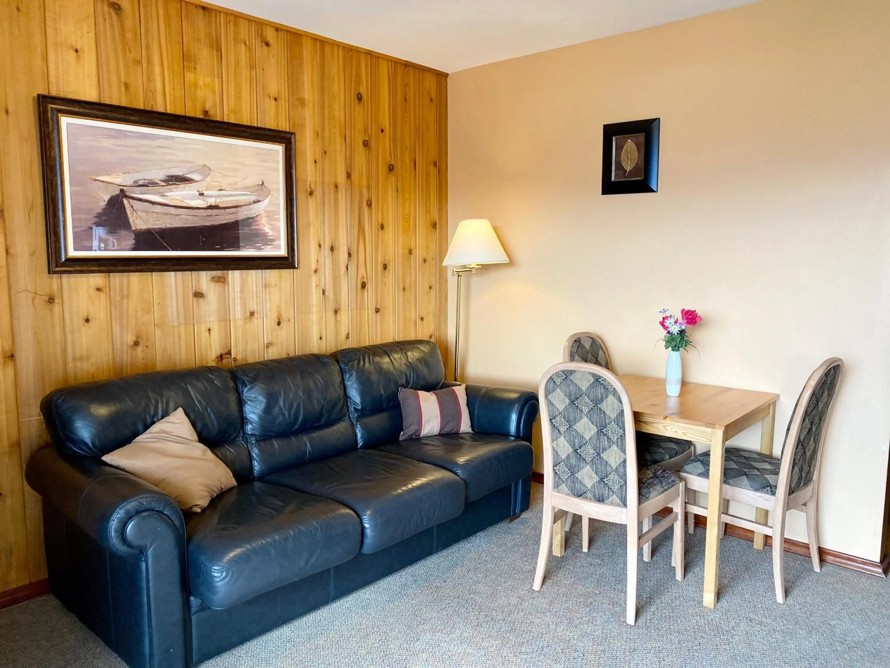 Rocky Mountain Springs Lodge