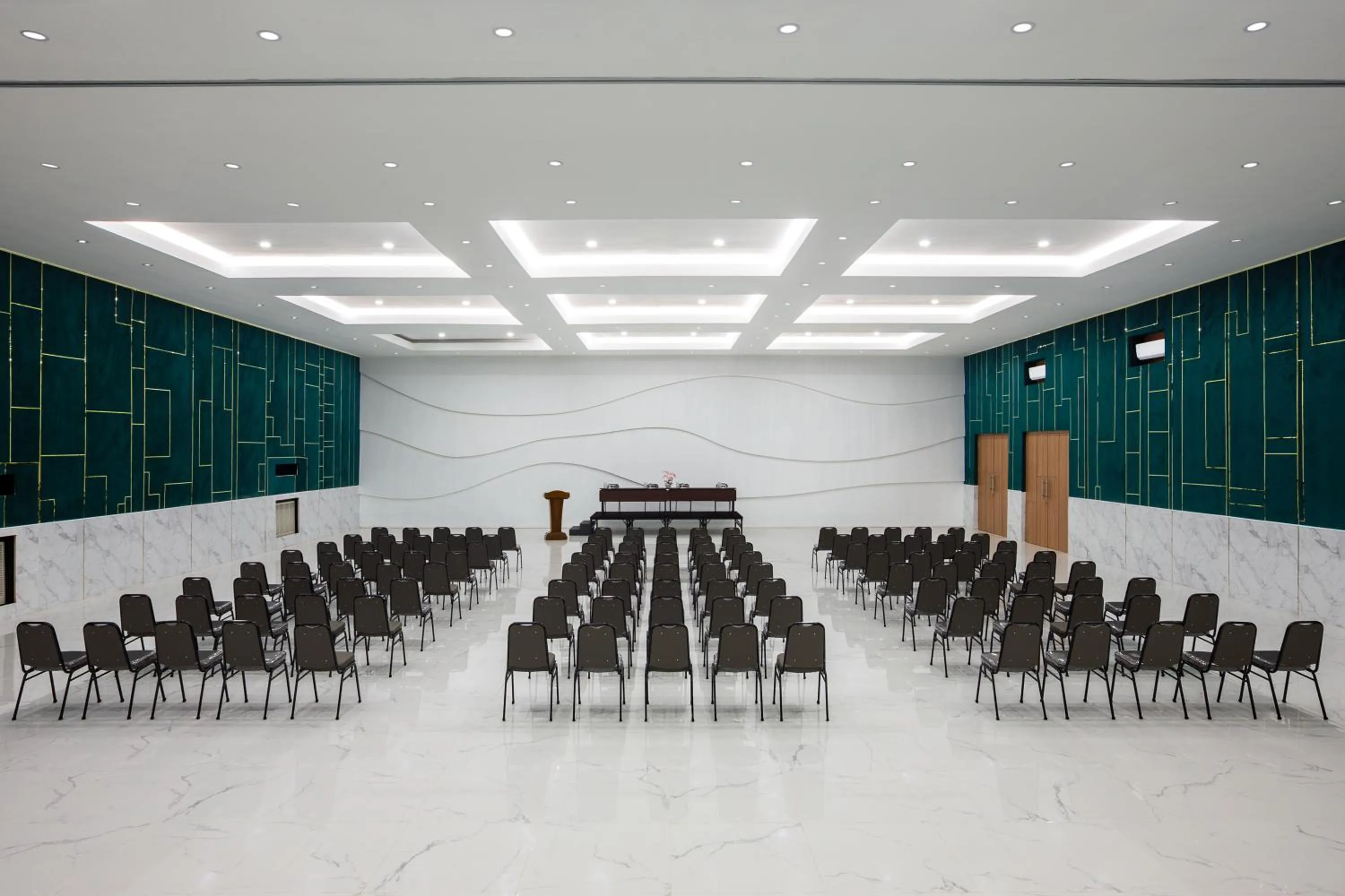 Casa de Lani Resort & Convention