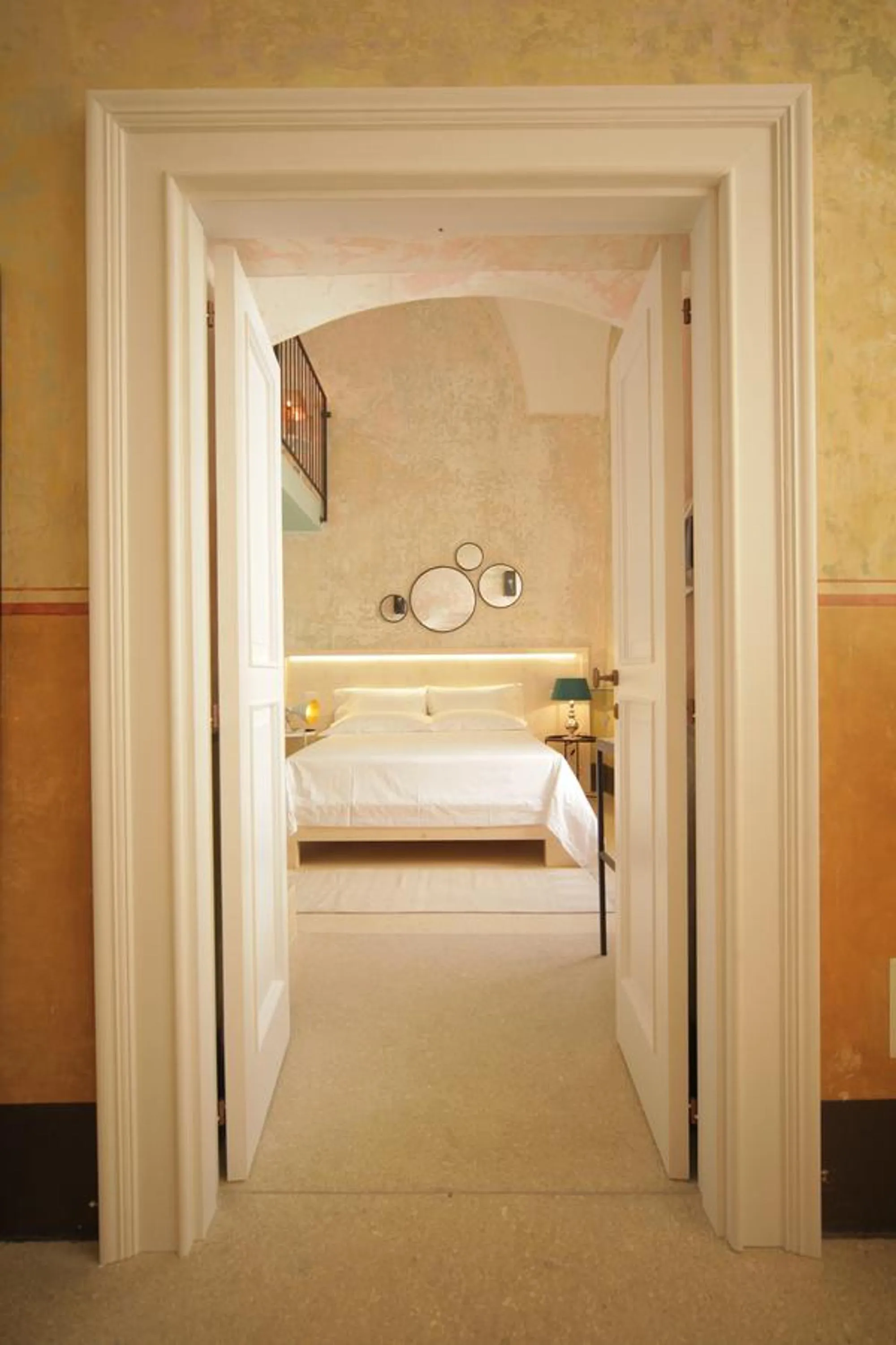 Photo of the whole room, Bed in Casa Galateo 20