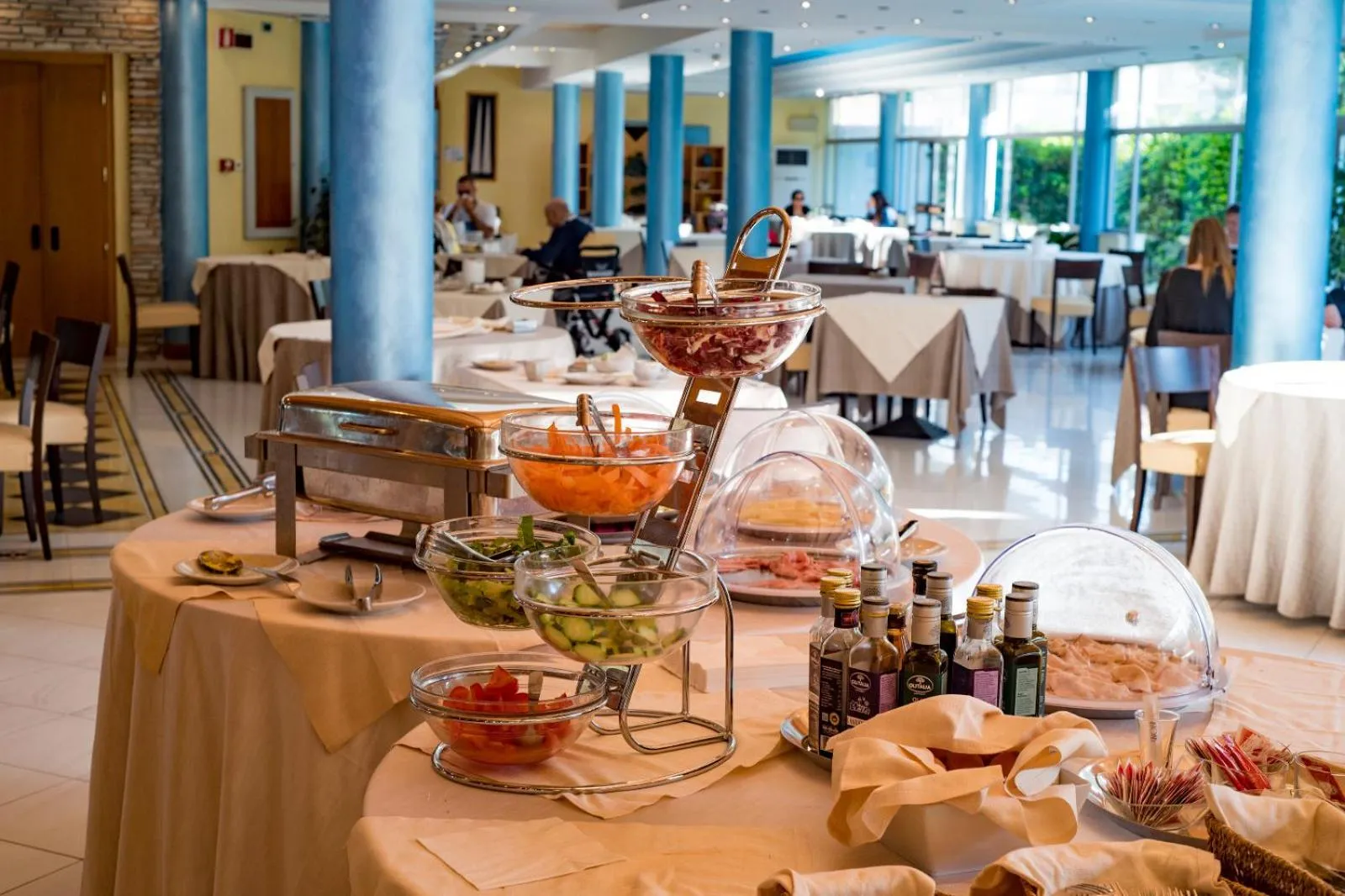 Buffet breakfast in Albergo Mediterraneo