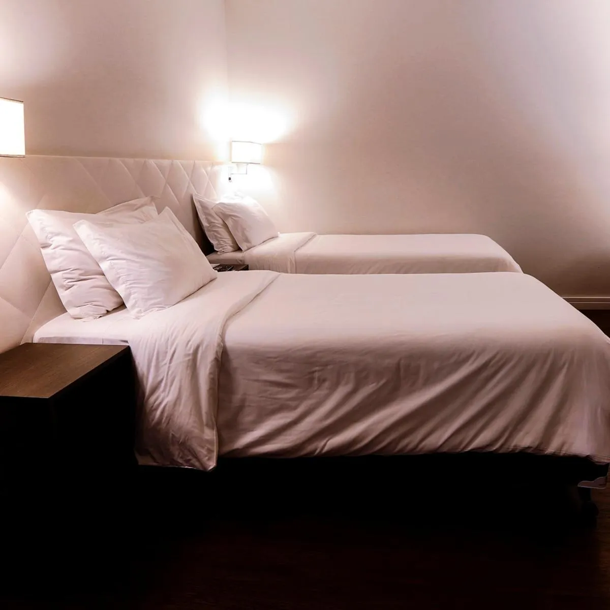Bedroom, Bed in Fratele Business Hotel