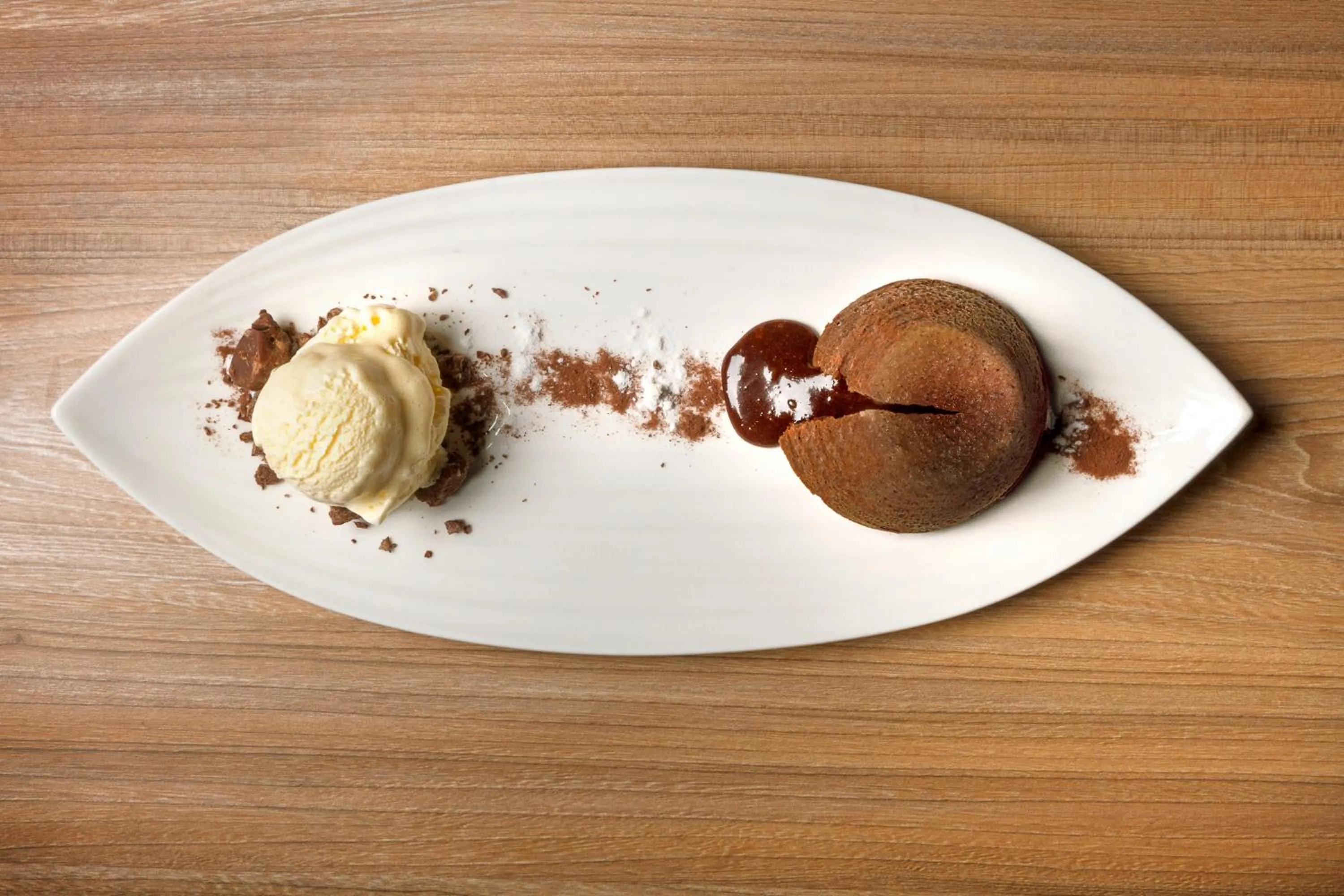 Food and drinks in Fratele Business Hotel