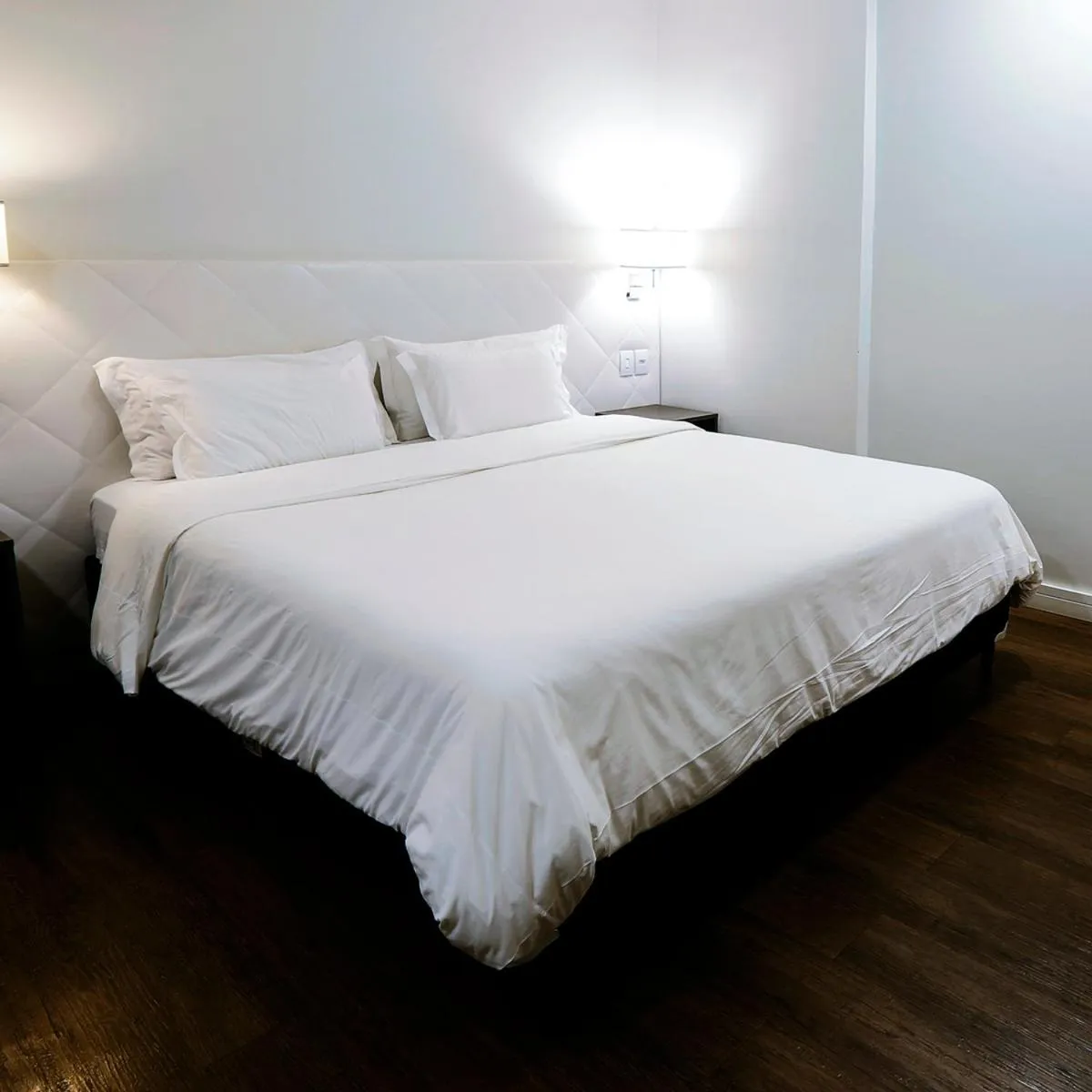 Bed in Fratele Business Hotel