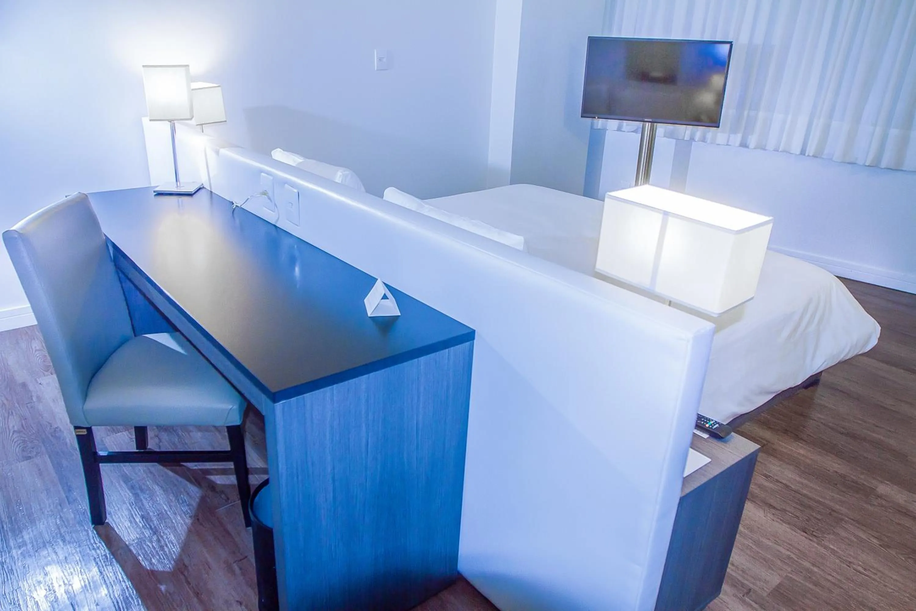 Bedroom in Fratele Business Hotel