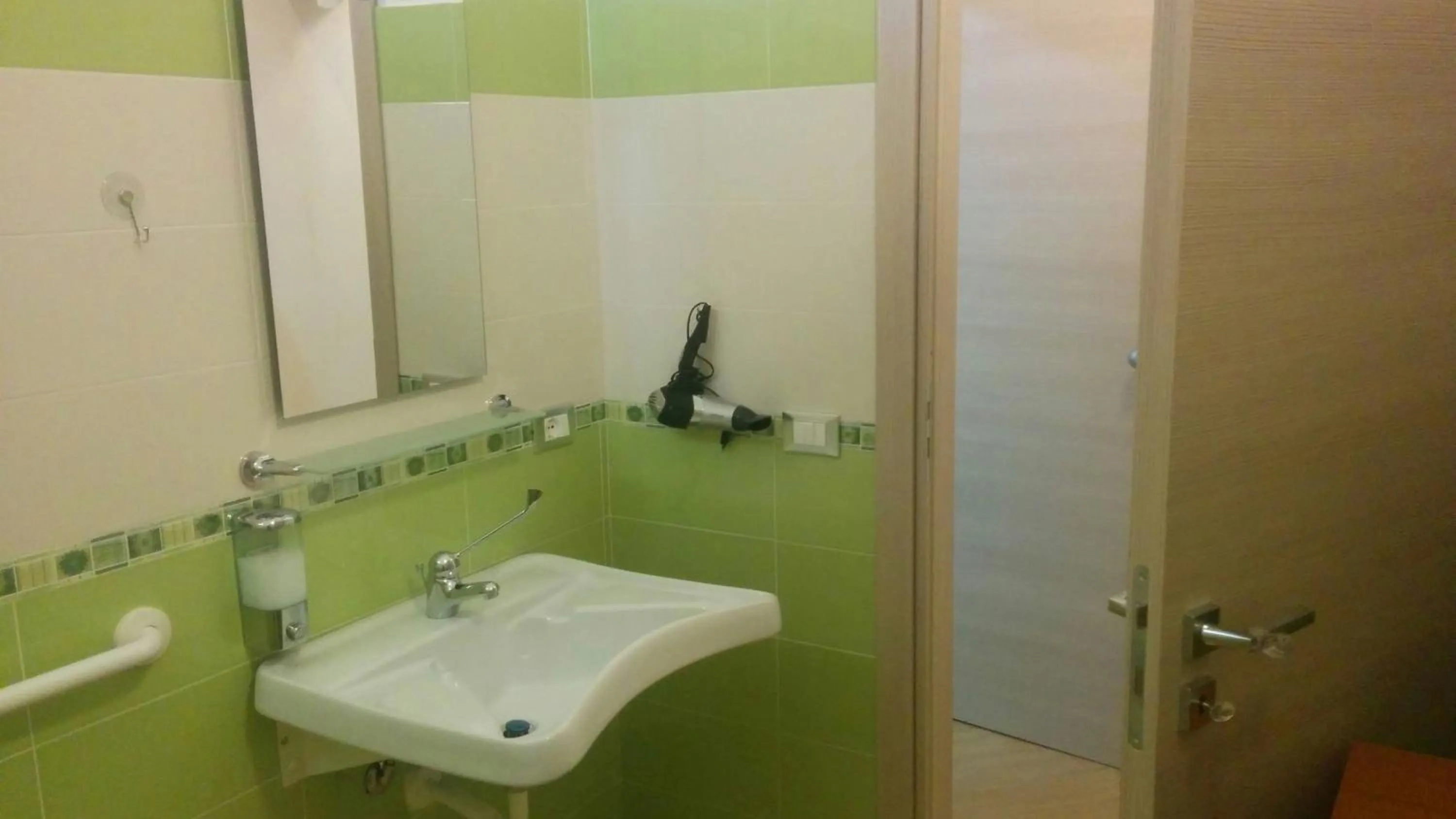 Bathroom in B&B Menta & Peperoncino