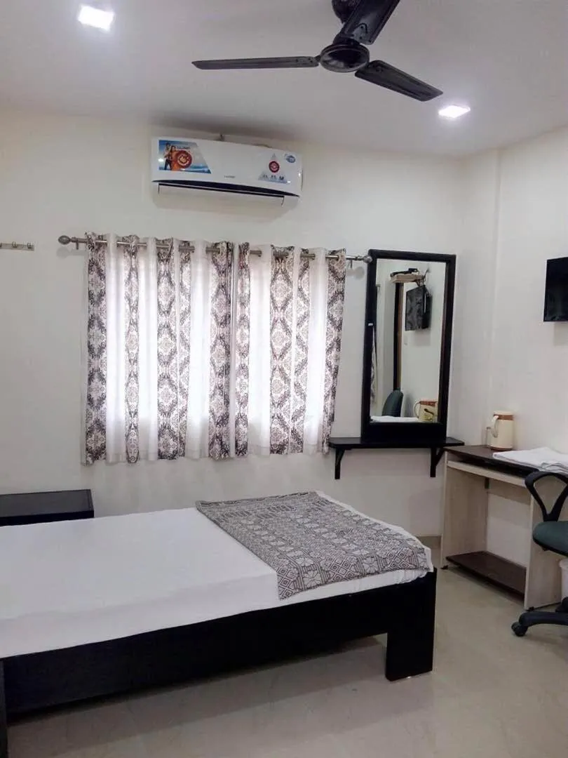 Bedroom, Bed in VRP Guest House