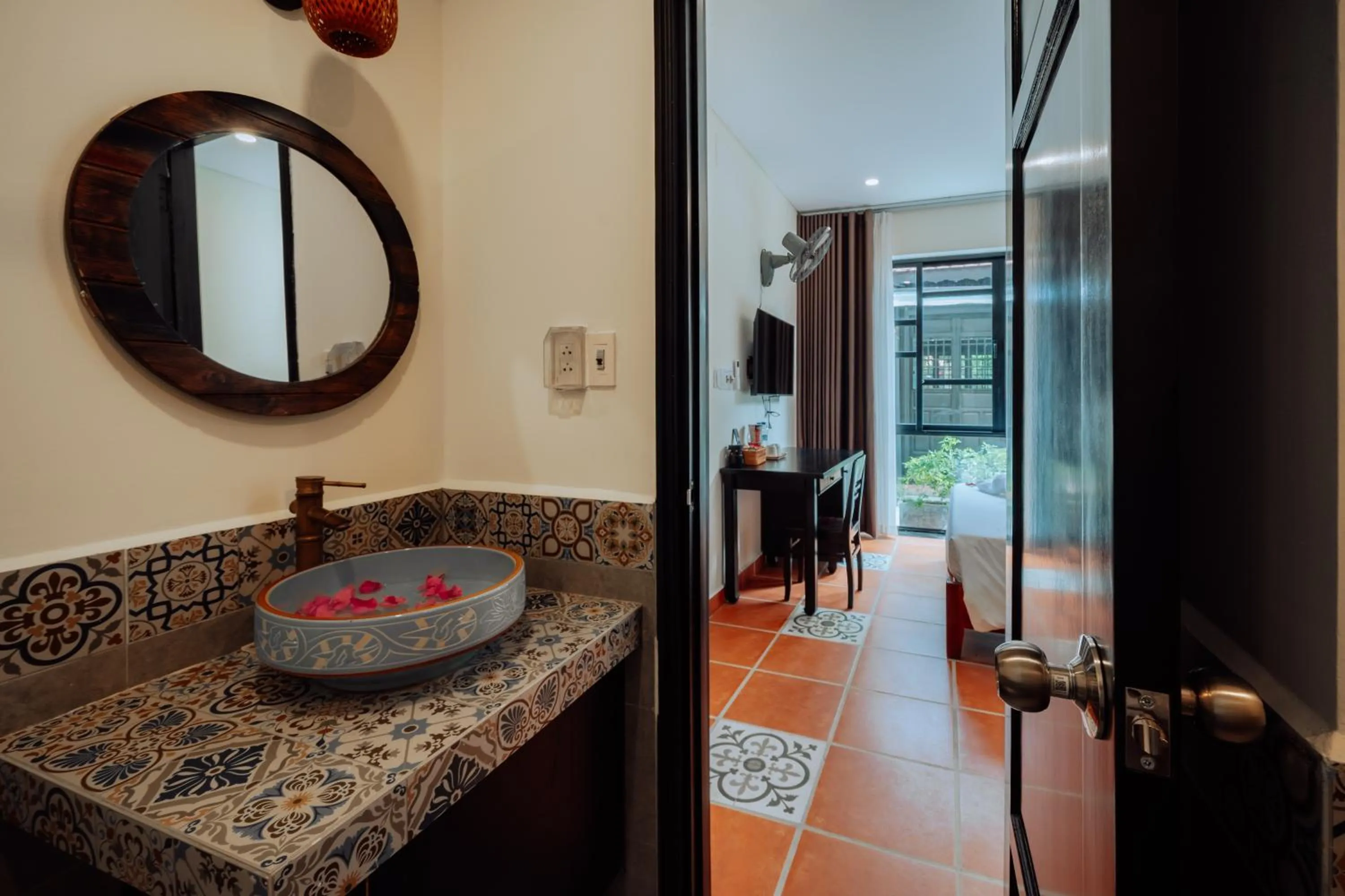 Toilet in Du Yen Hoi An Villa