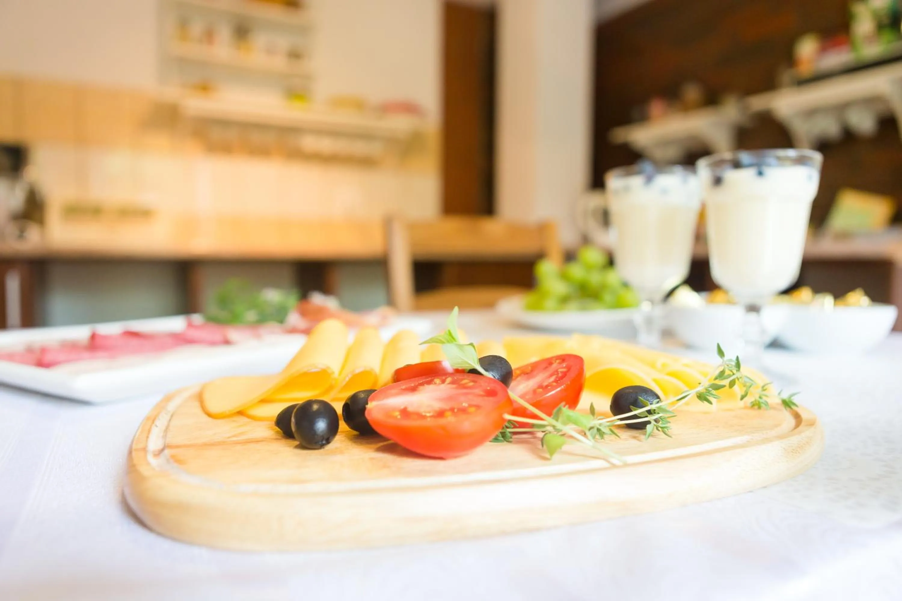 Breakfast in Villa Jeziorki 71