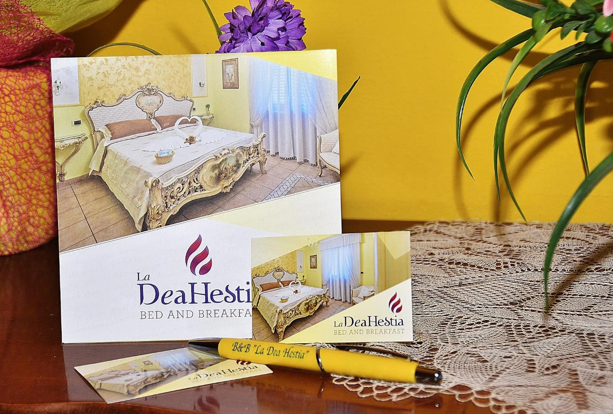 Logo/Certificate/Sign, Bed in La Dea Hestia