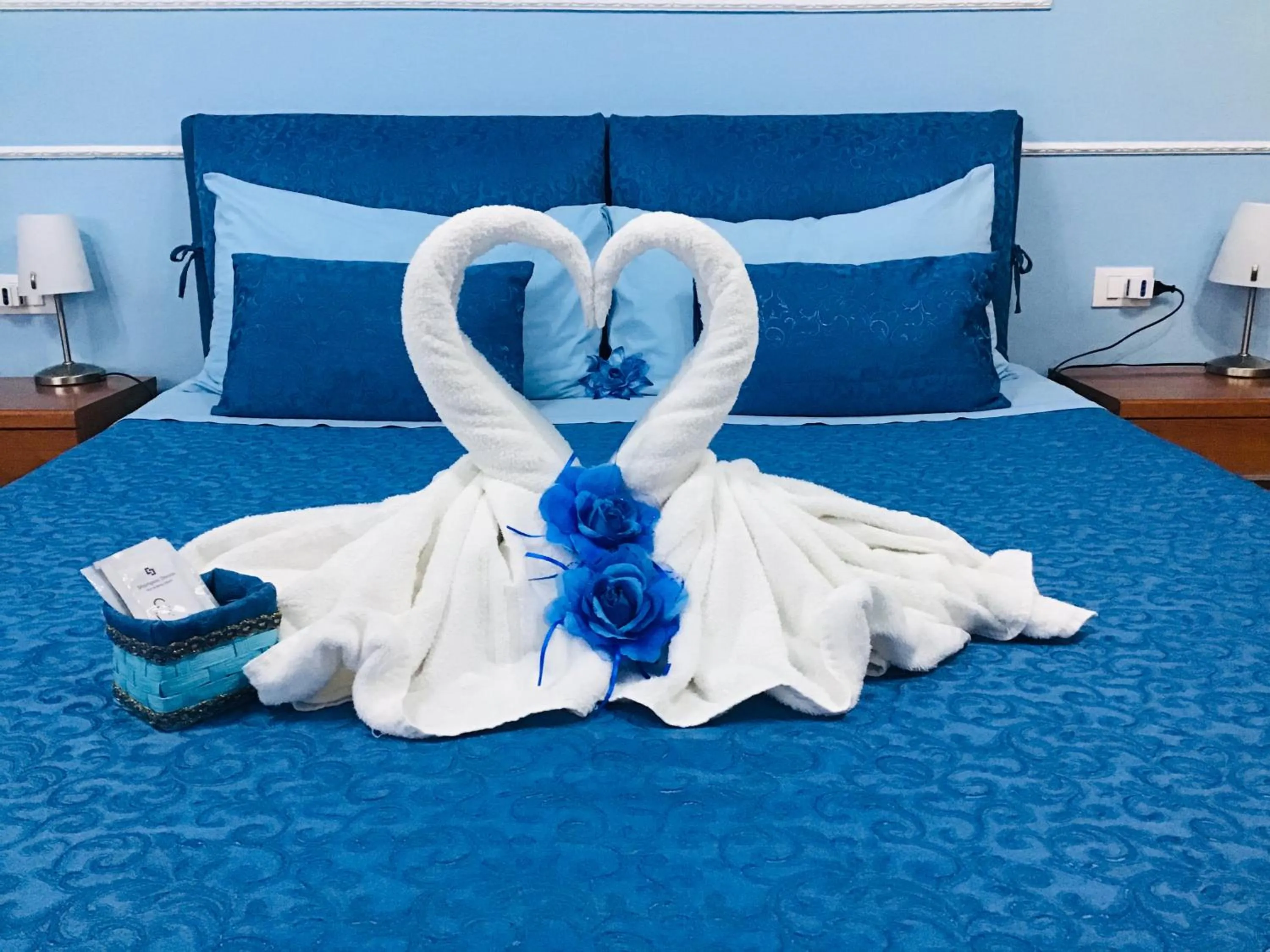 Decorative detail, Bed in La Dea Hestia