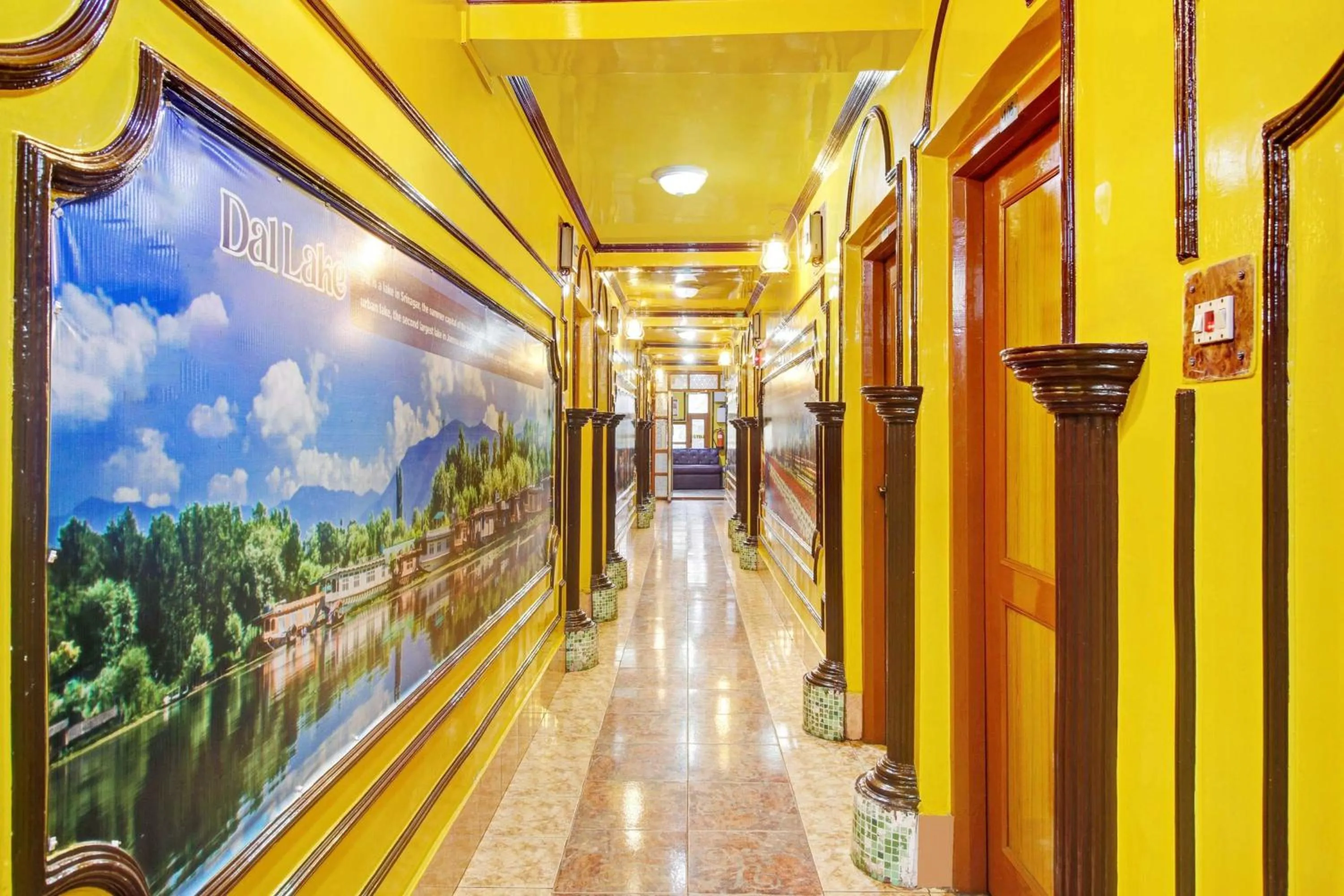Lobby or reception in Collection O Residency Road Srinagar