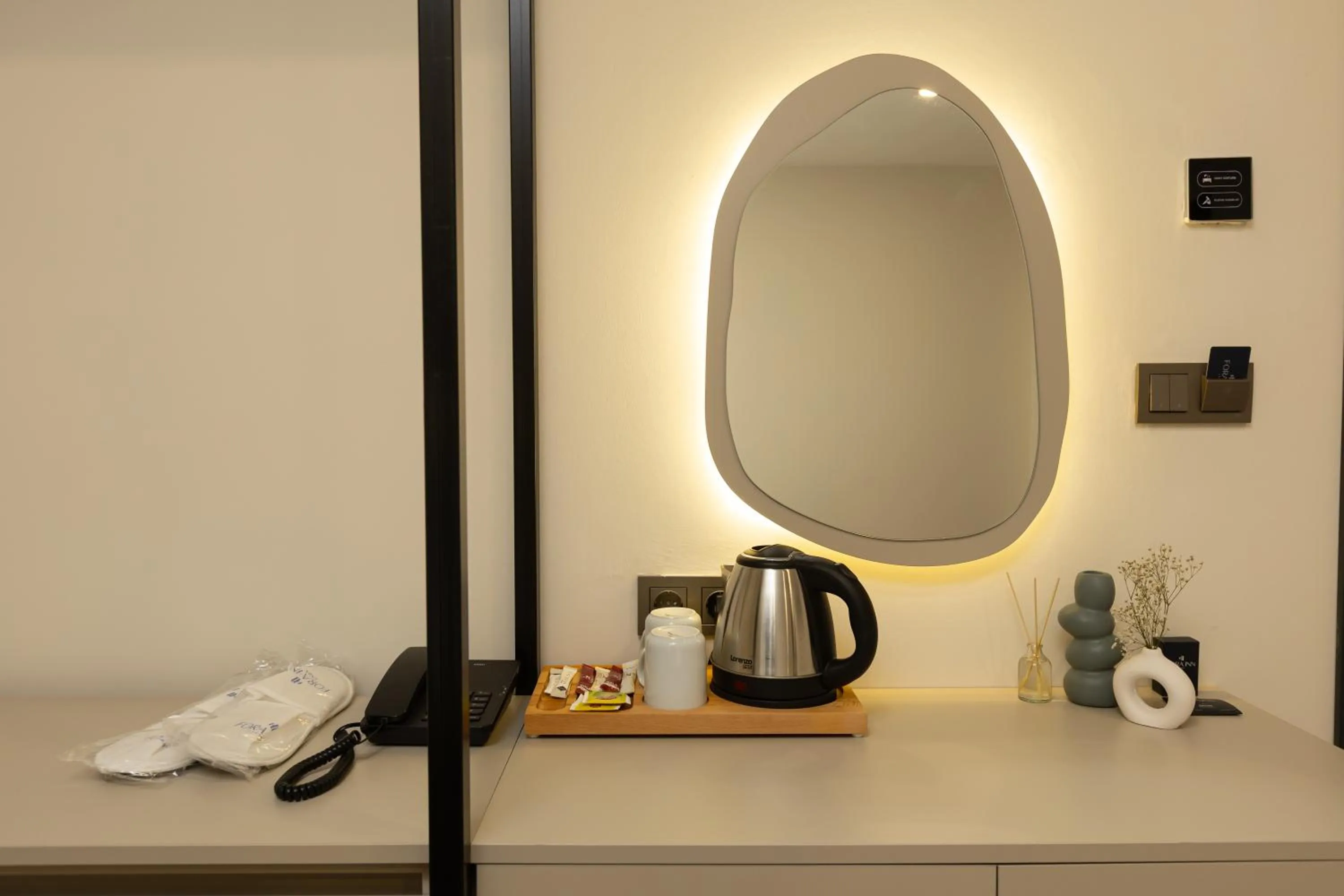 Coffee/tea facilities in Fora Inn Lara