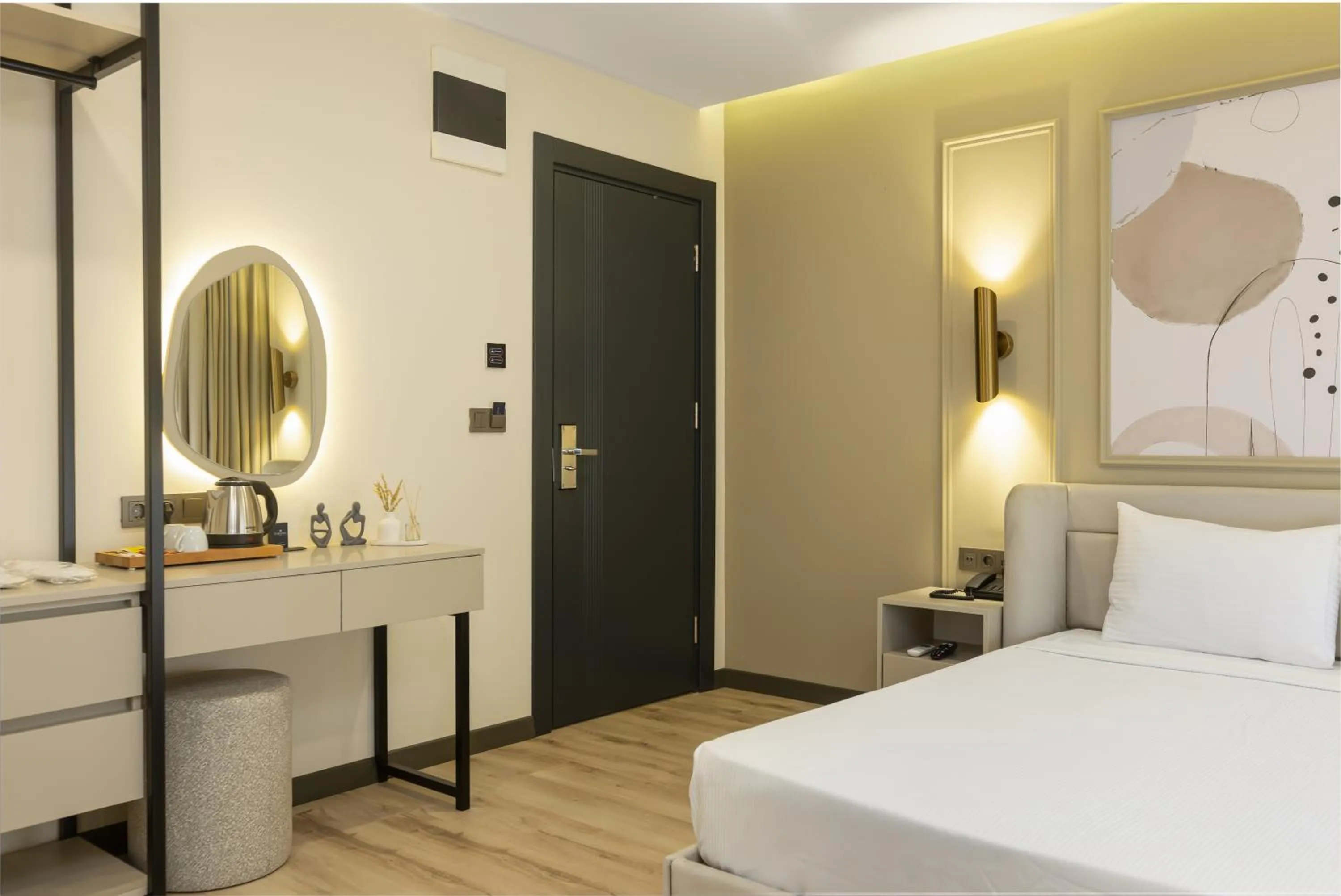 Coffee/tea facilities, Bed in Fora Inn Lara