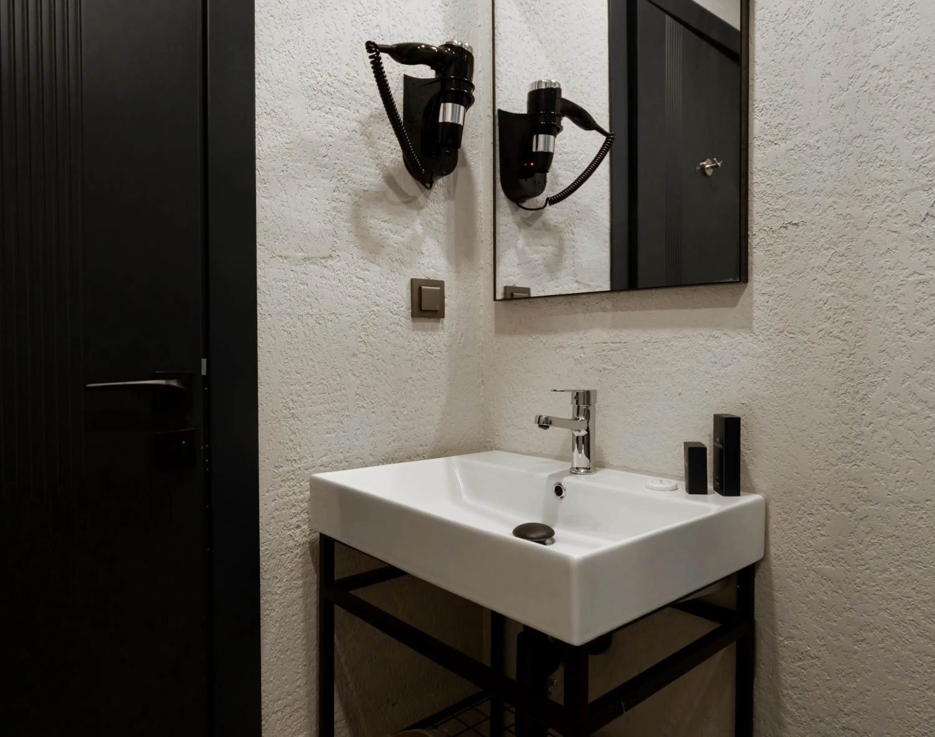 Bathroom in Fora Inn Lara