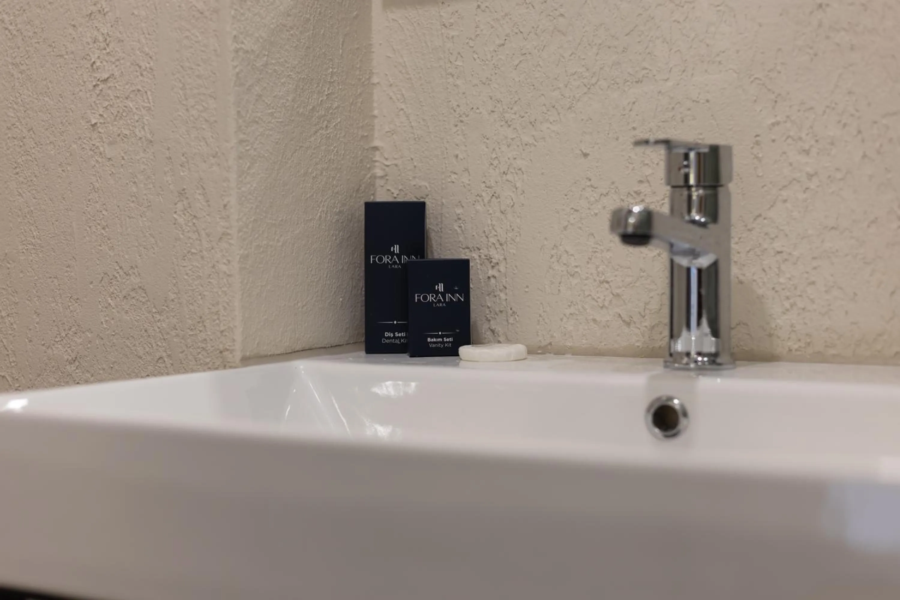 Bathroom in Fora Inn Lara