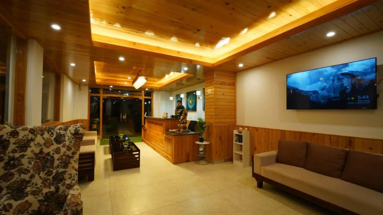 Lobby or reception in Hotel SNAS Retreat Manali