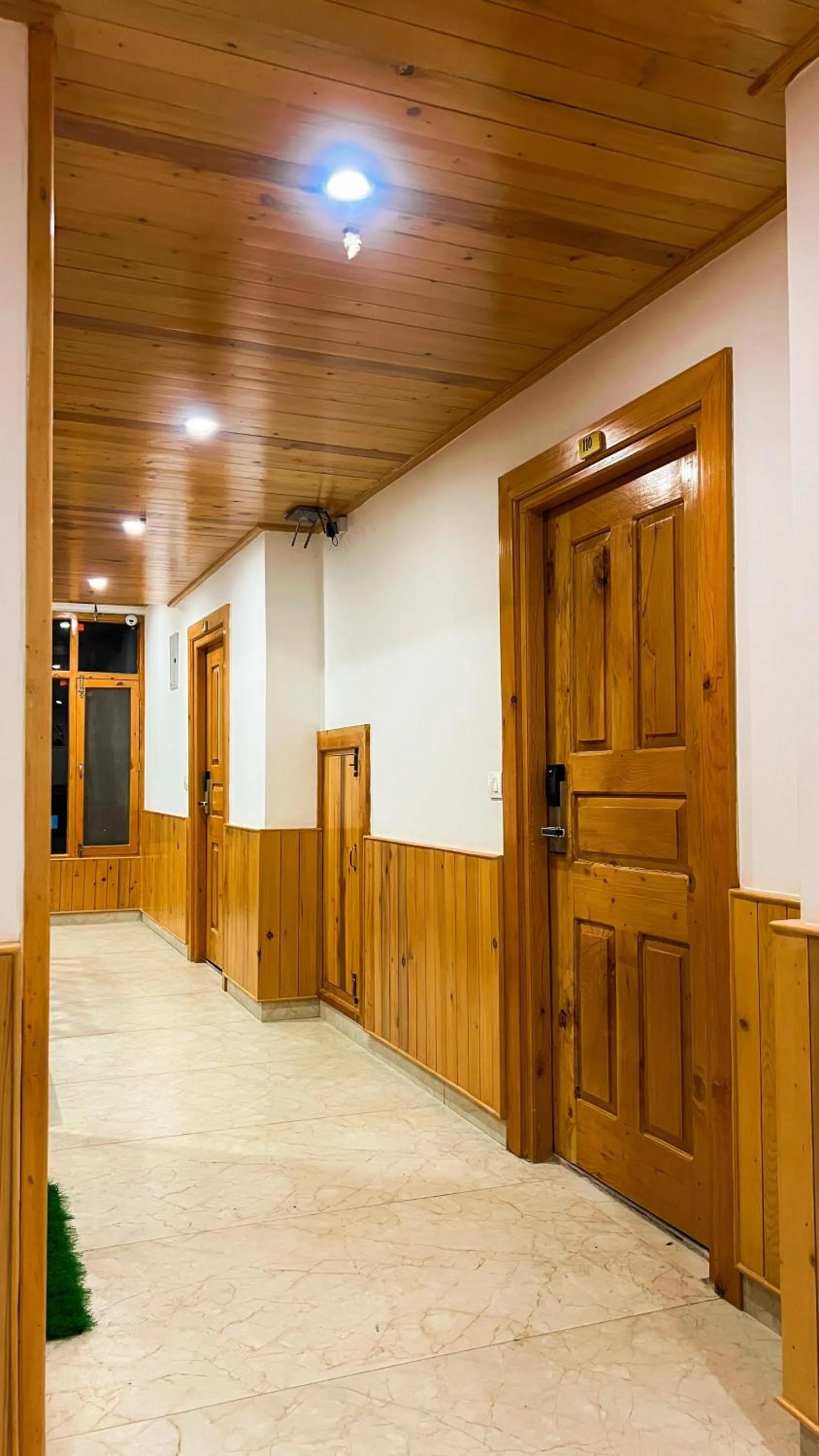 Facade/entrance in Hotel SNAS Retreat Manali
