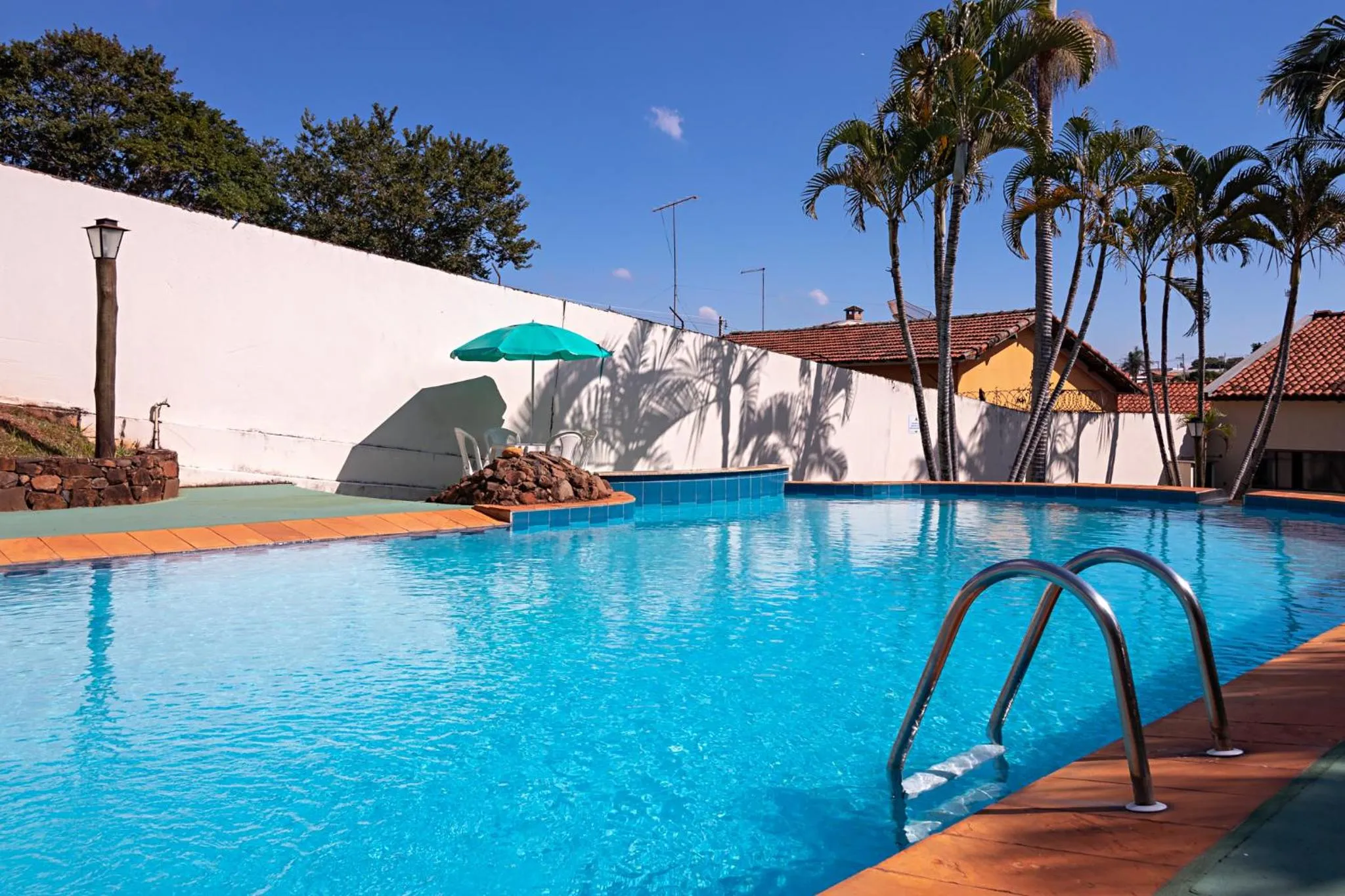 Swimming pool in Hotel Vivenda das Cachoeiras