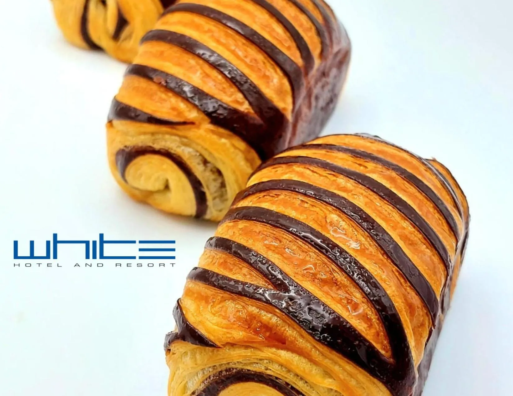 Breakfast in White Hotel