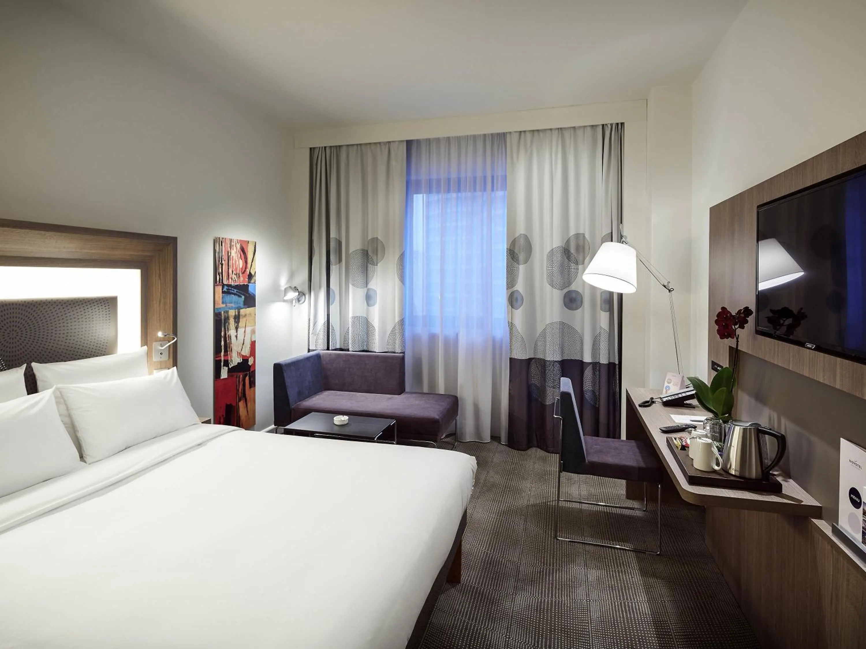 Bedroom, Bed in Novotel Konya