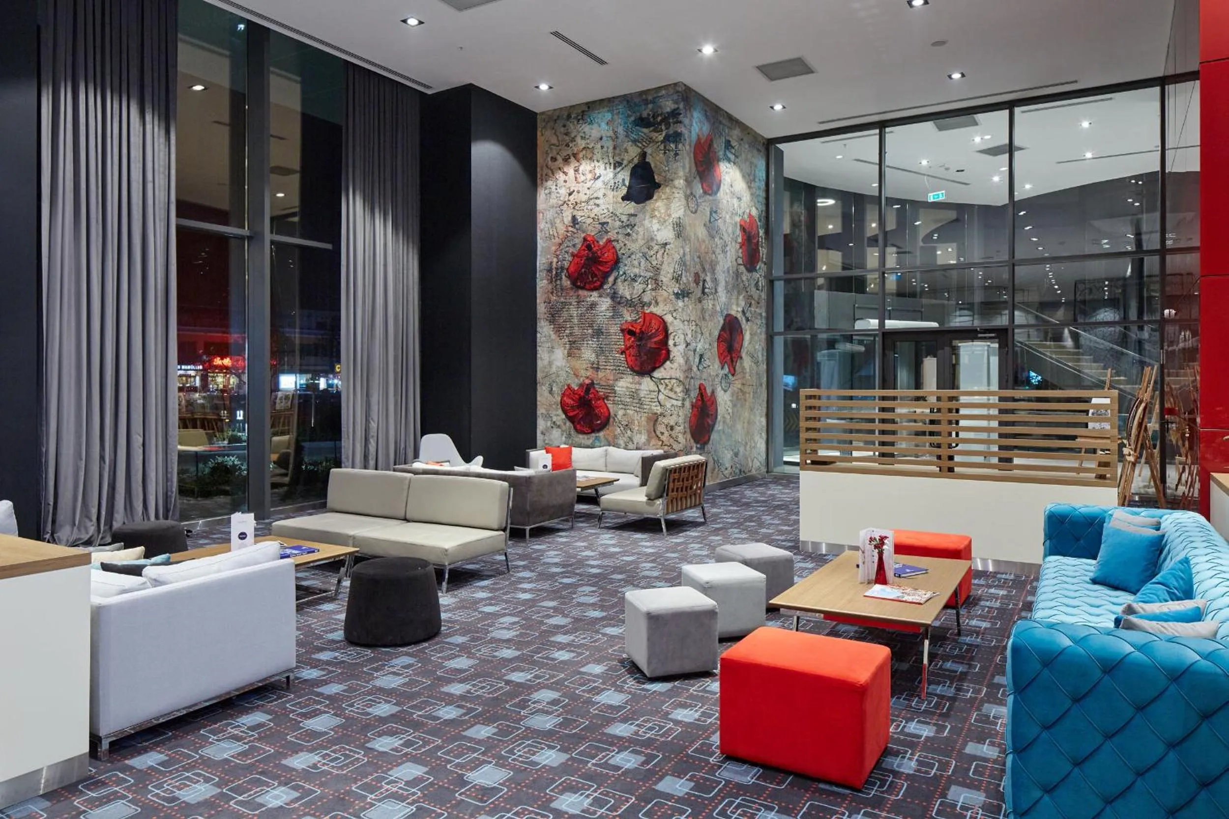 Lobby or reception in Novotel Konya