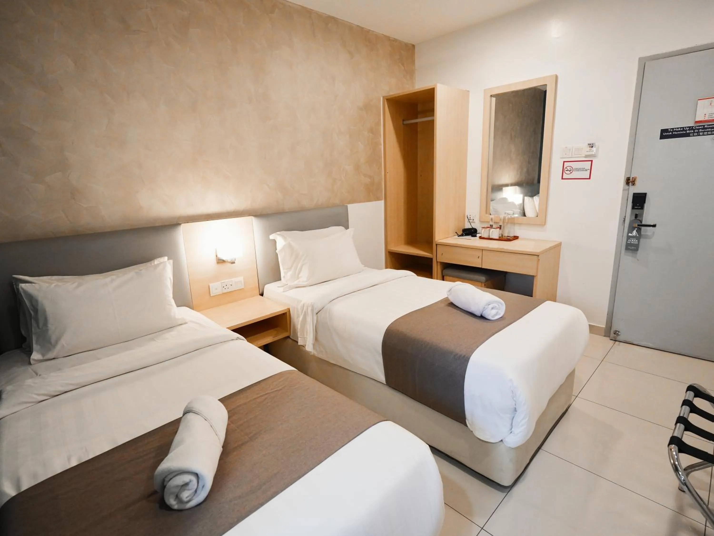 Bed in Eco Roomy Hotel