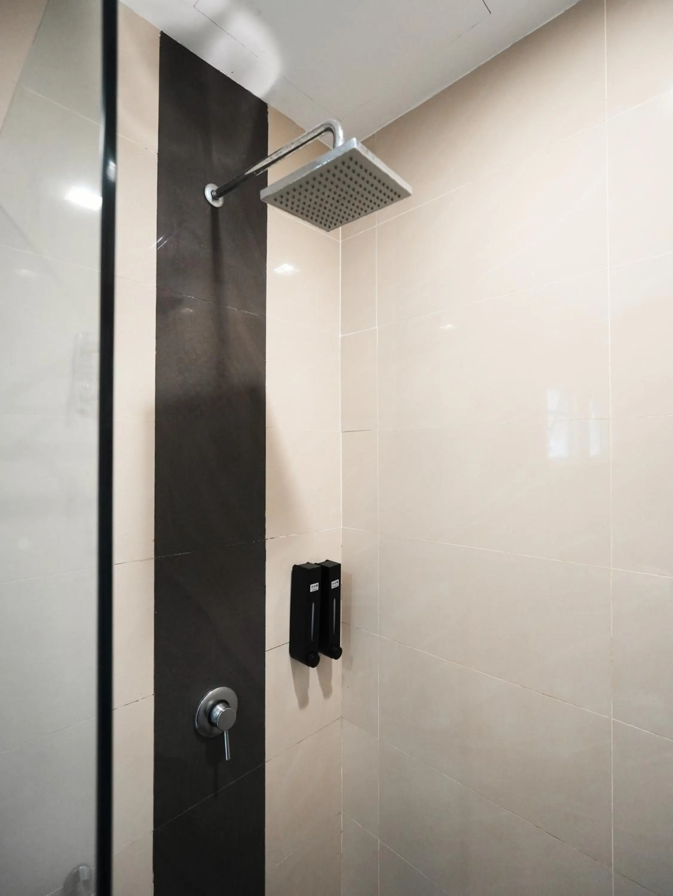 Bathroom in Eco Roomy Hotel