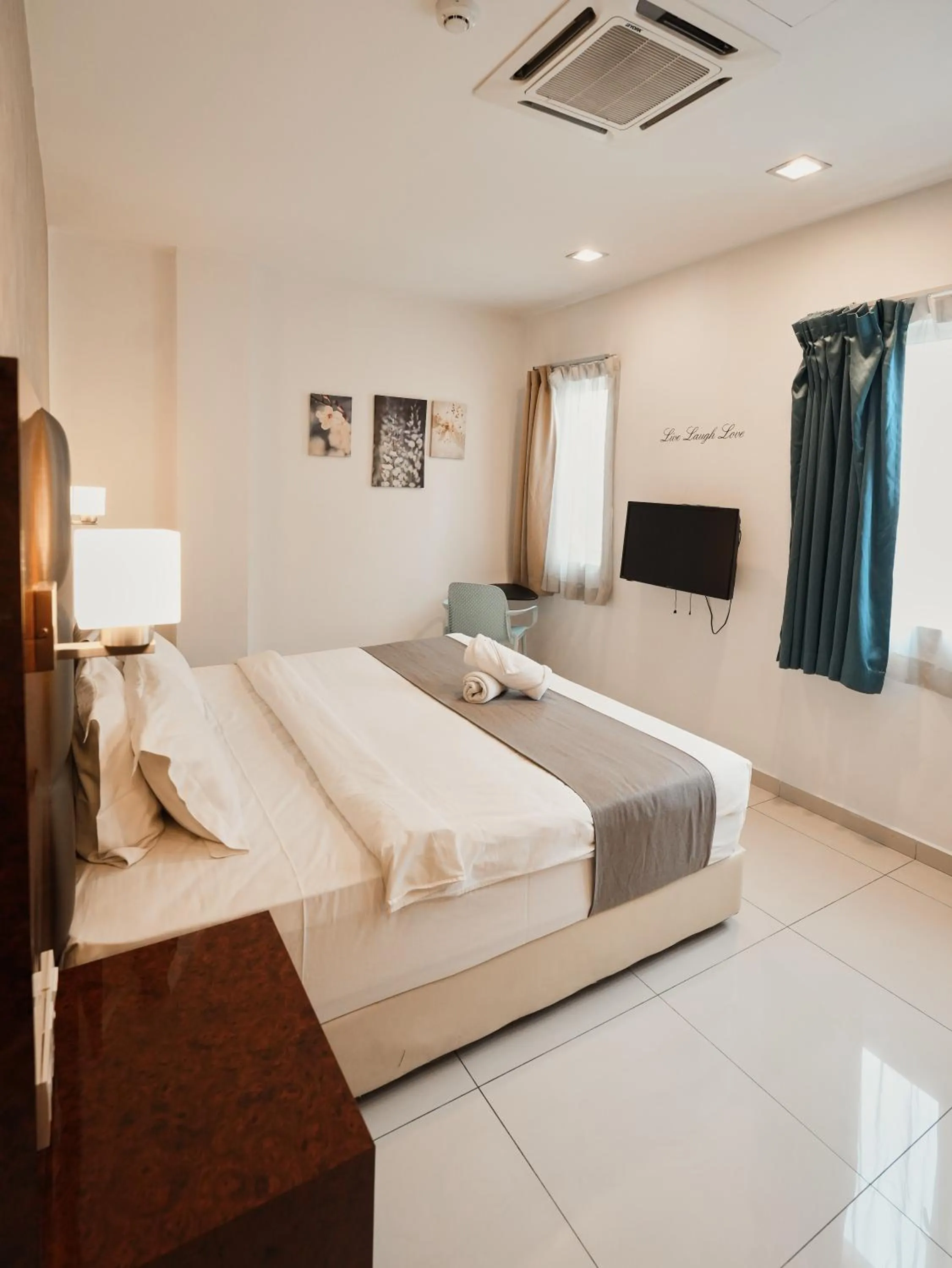 Bed in Eco Roomy Hotel