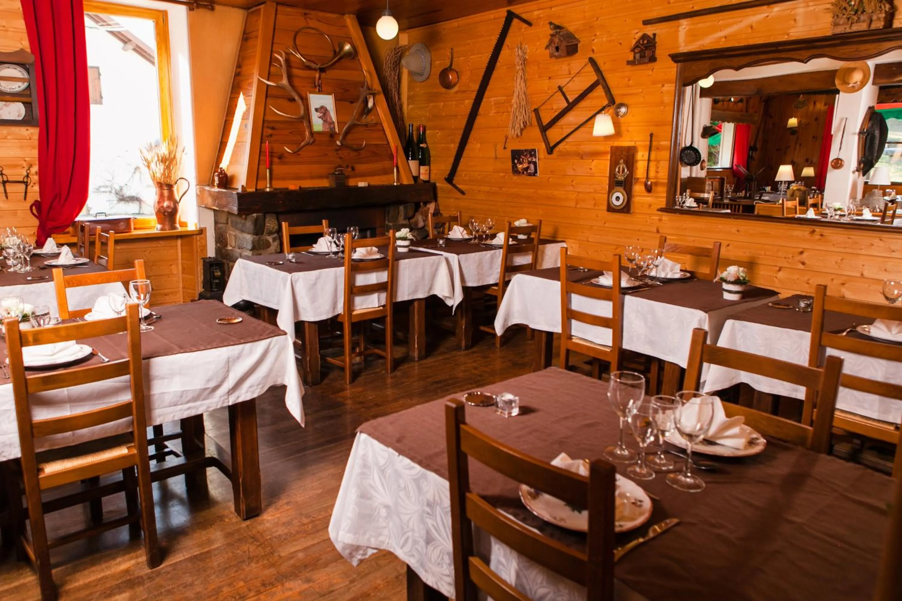 Restaurant/places to eat in Au Sans Souci